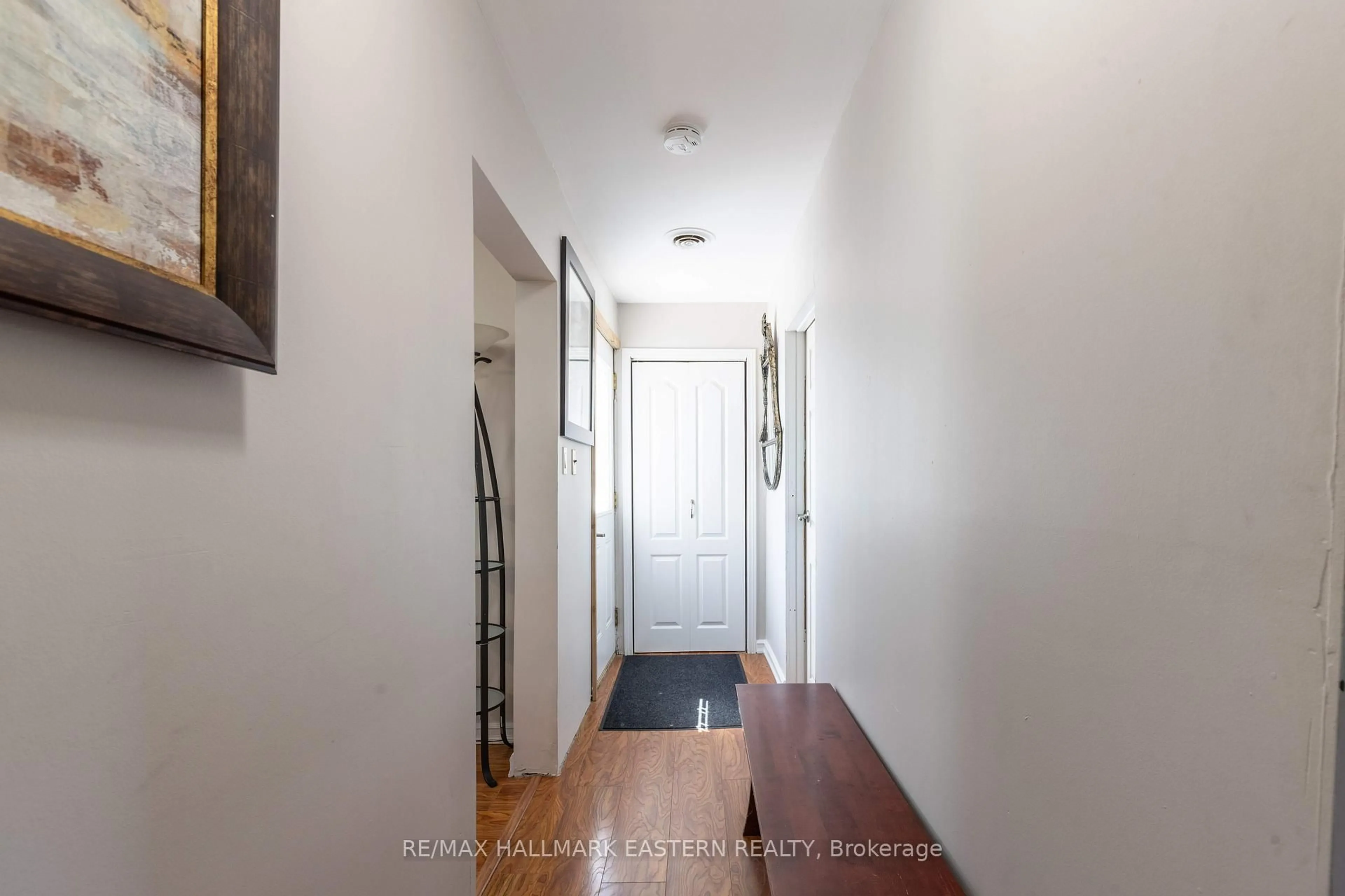 Indoor entryway for 4792 Hwy 7 N/A, Douro-Dummer Ontario K0L 2V0