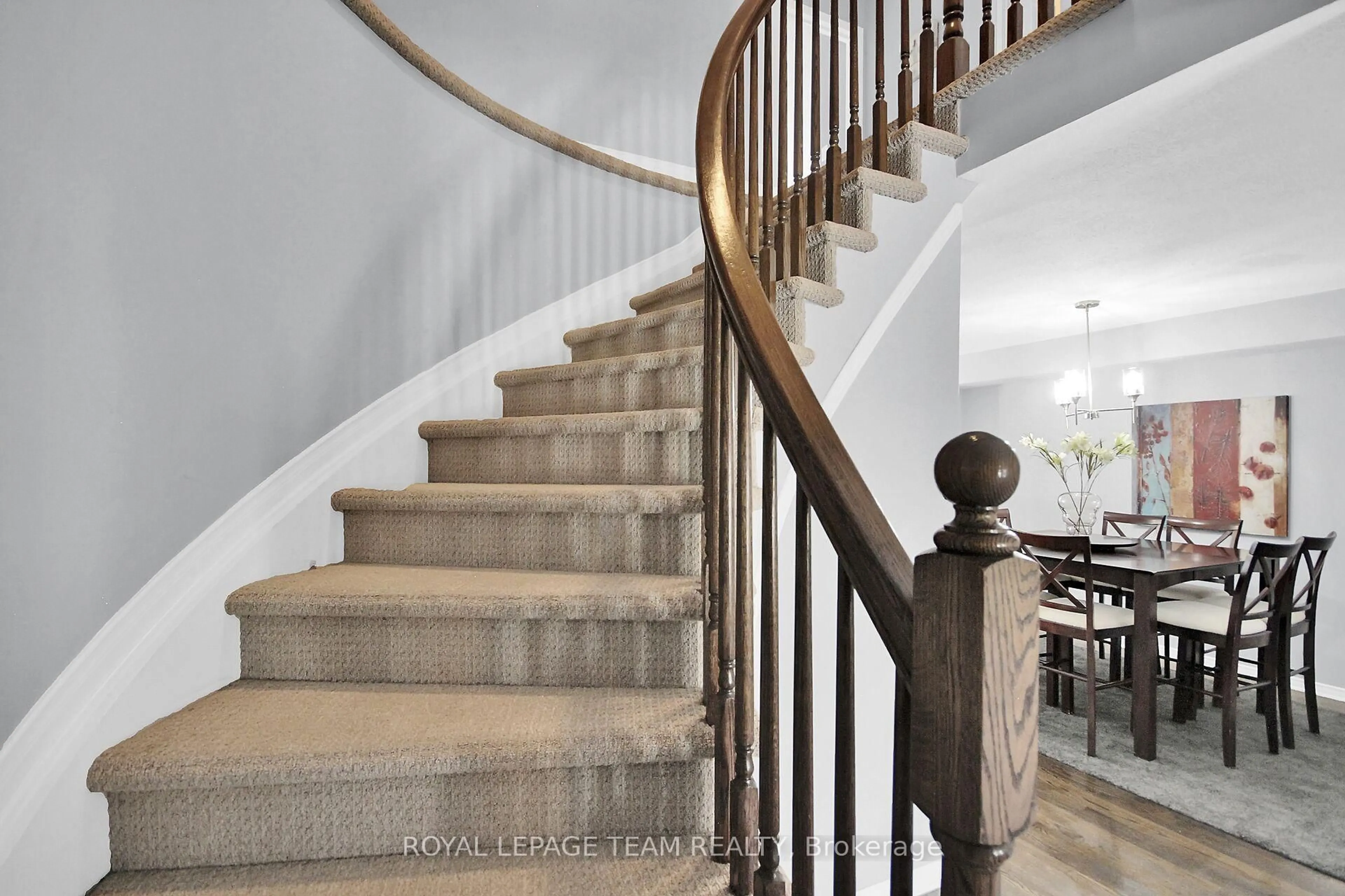 Stairs for 214 Cityview Cres, Ottawa Ontario K4A 0T9