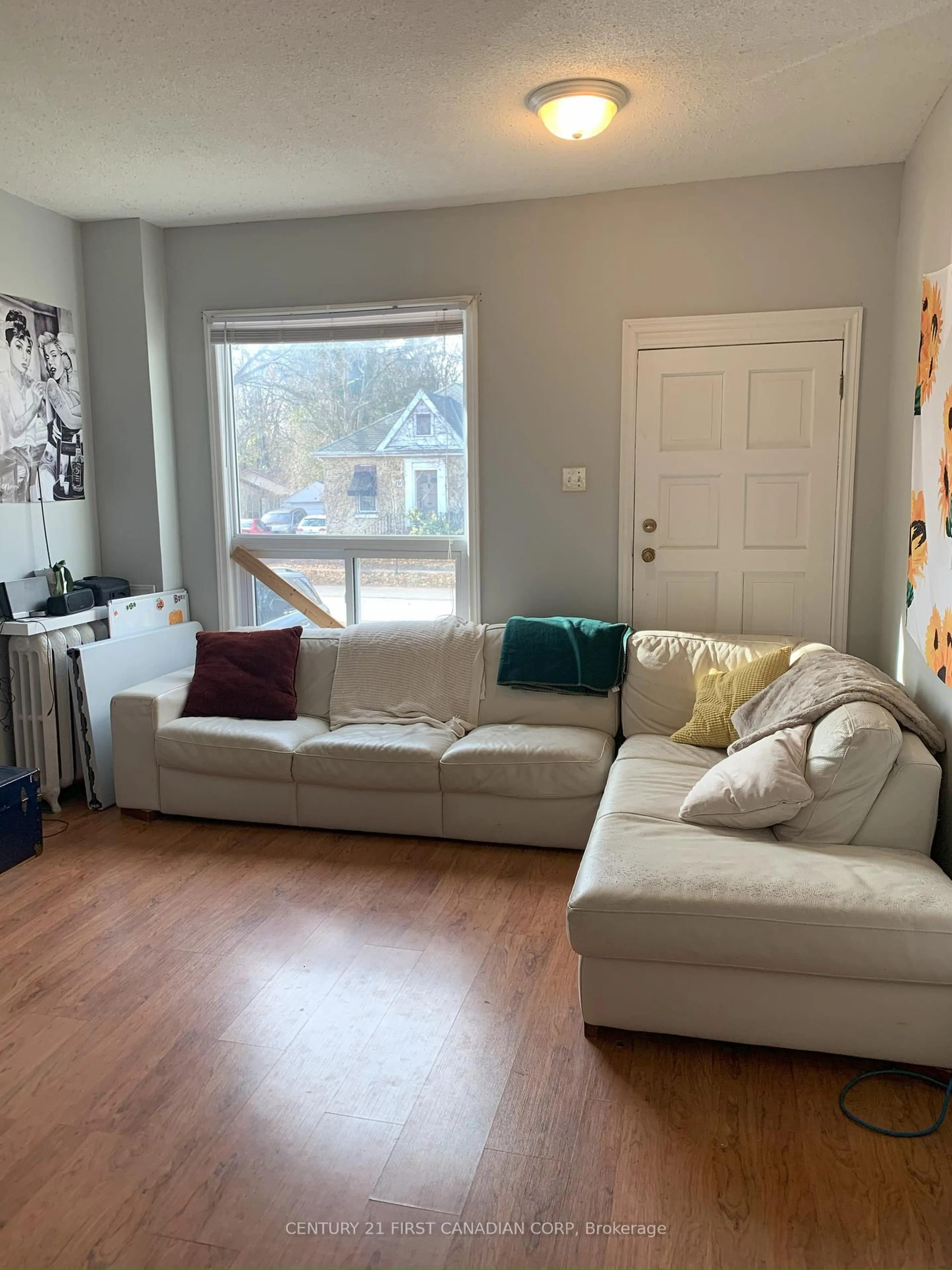 Living room with furniture, unknown for 12 Audrey Ave, London East Ontario N6A 2Y9