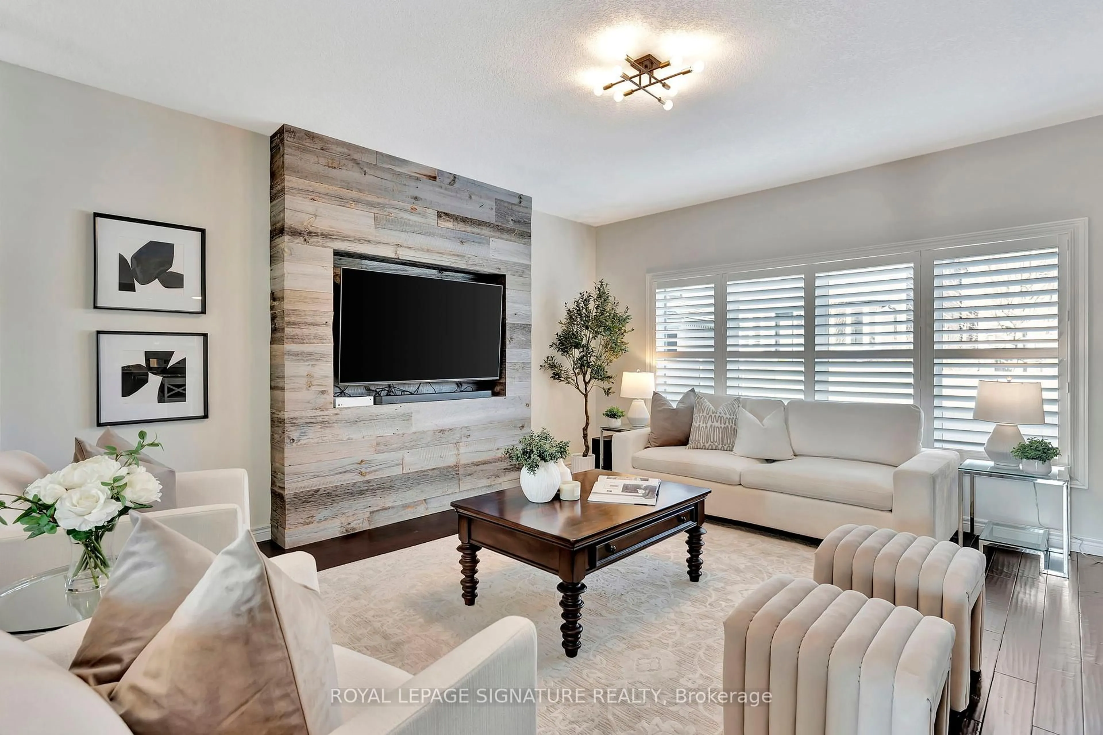 Living room with furniture, unknown for 182 Painter Terr, Hamilton Ontario L8B 0V6