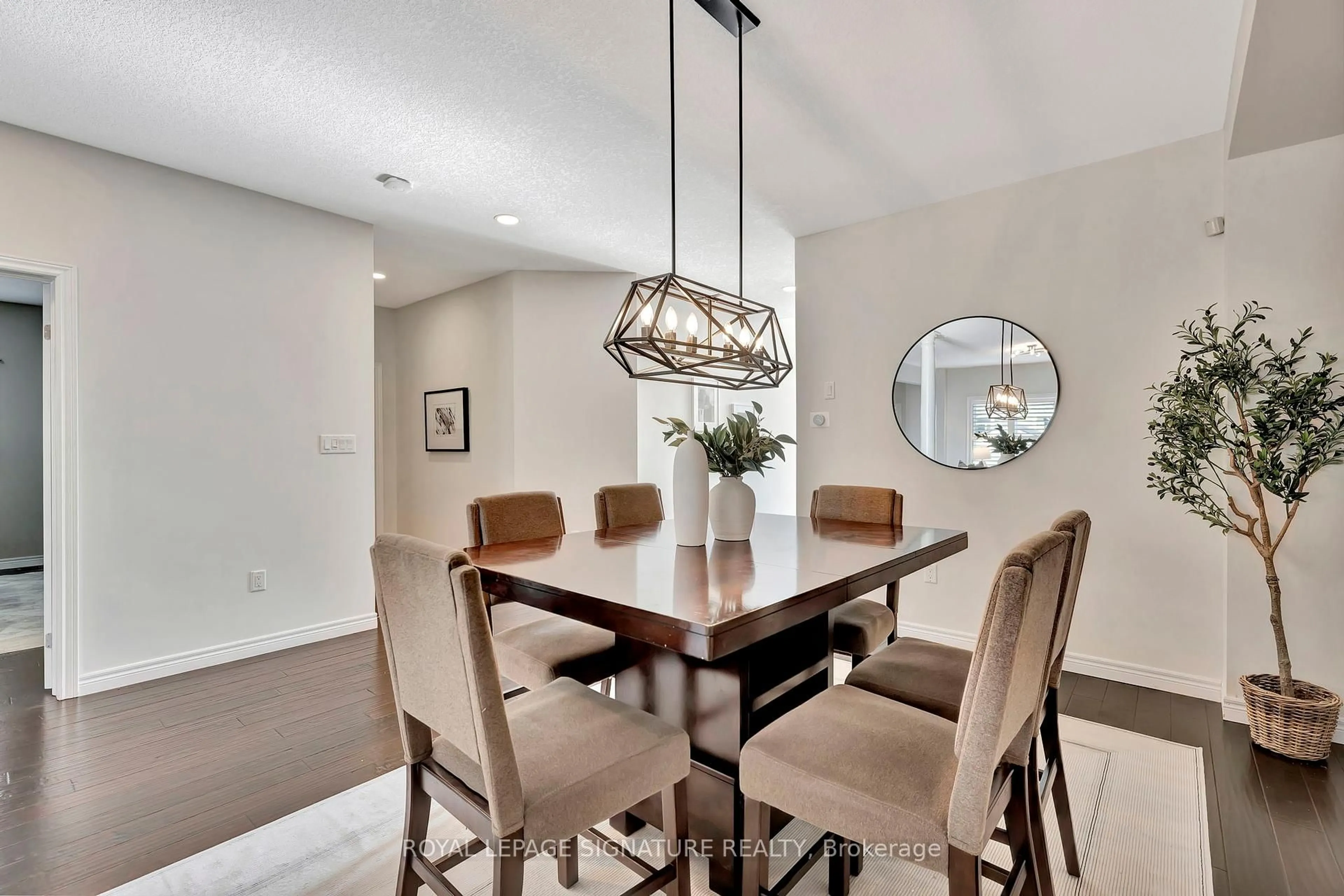 Dining room, unknown for 182 Painter Terr, Hamilton Ontario L8B 0V6