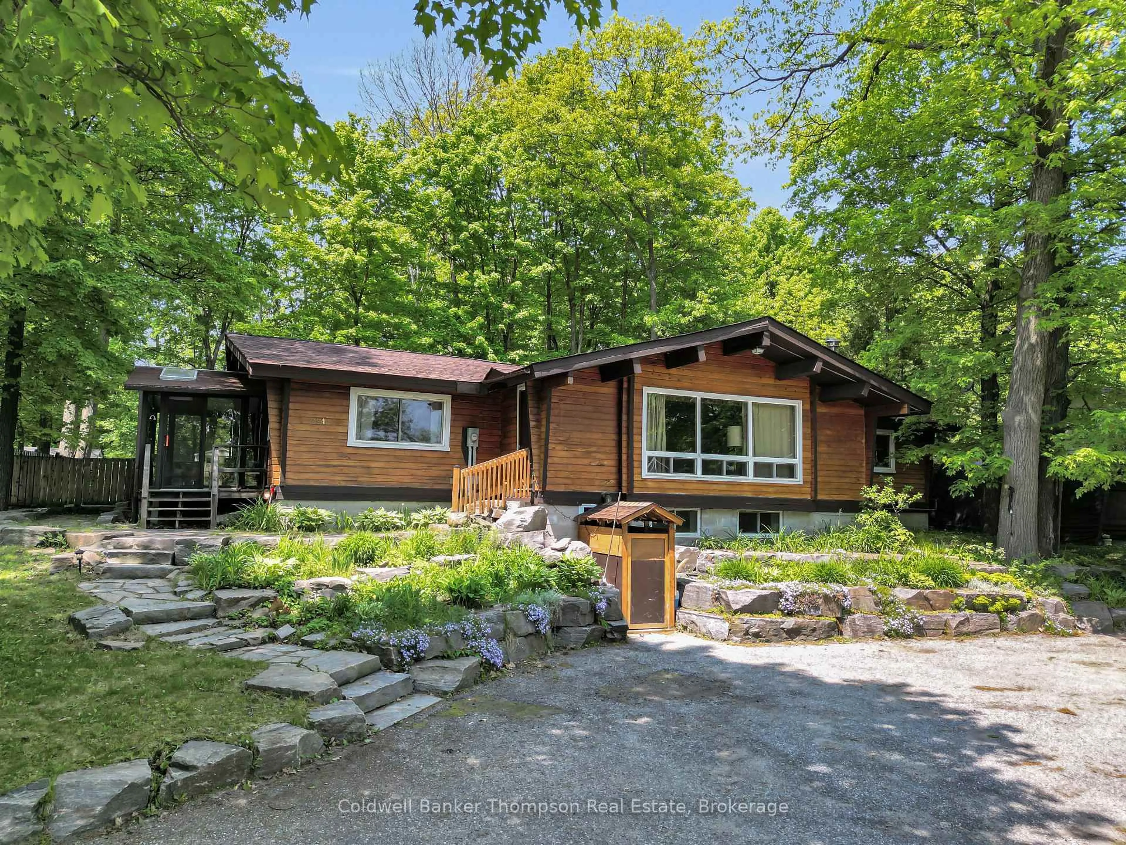 Unknown for 254 Lakeshore Rd, Huntsville Ontario P1H 1Y8