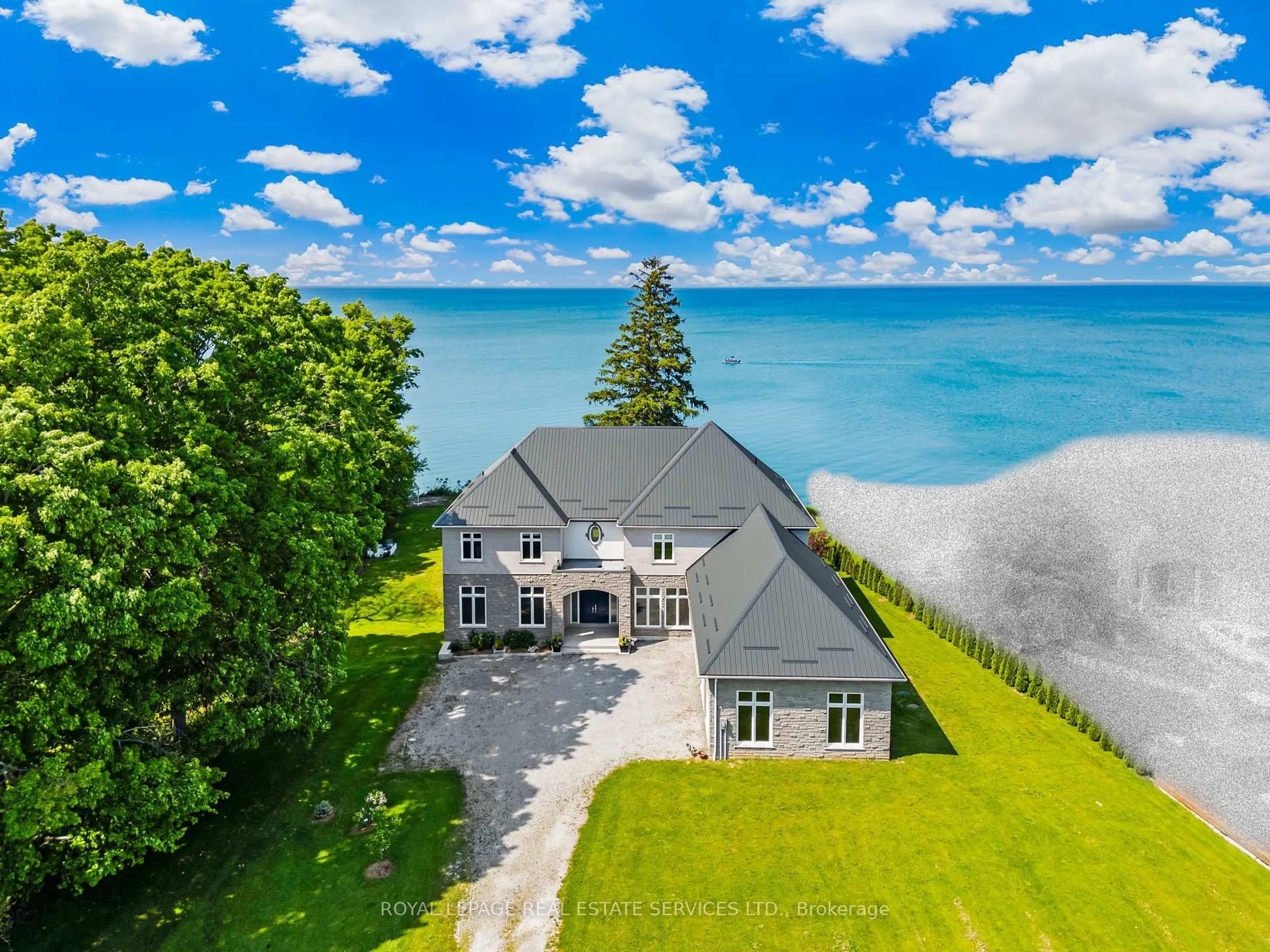 A pic from outside/outdoor area/front of a property/back of a property/a pic from drone, water/lake/river/ocean view for 2581 North Service Rd, Lincoln Ontario L0R 1S0