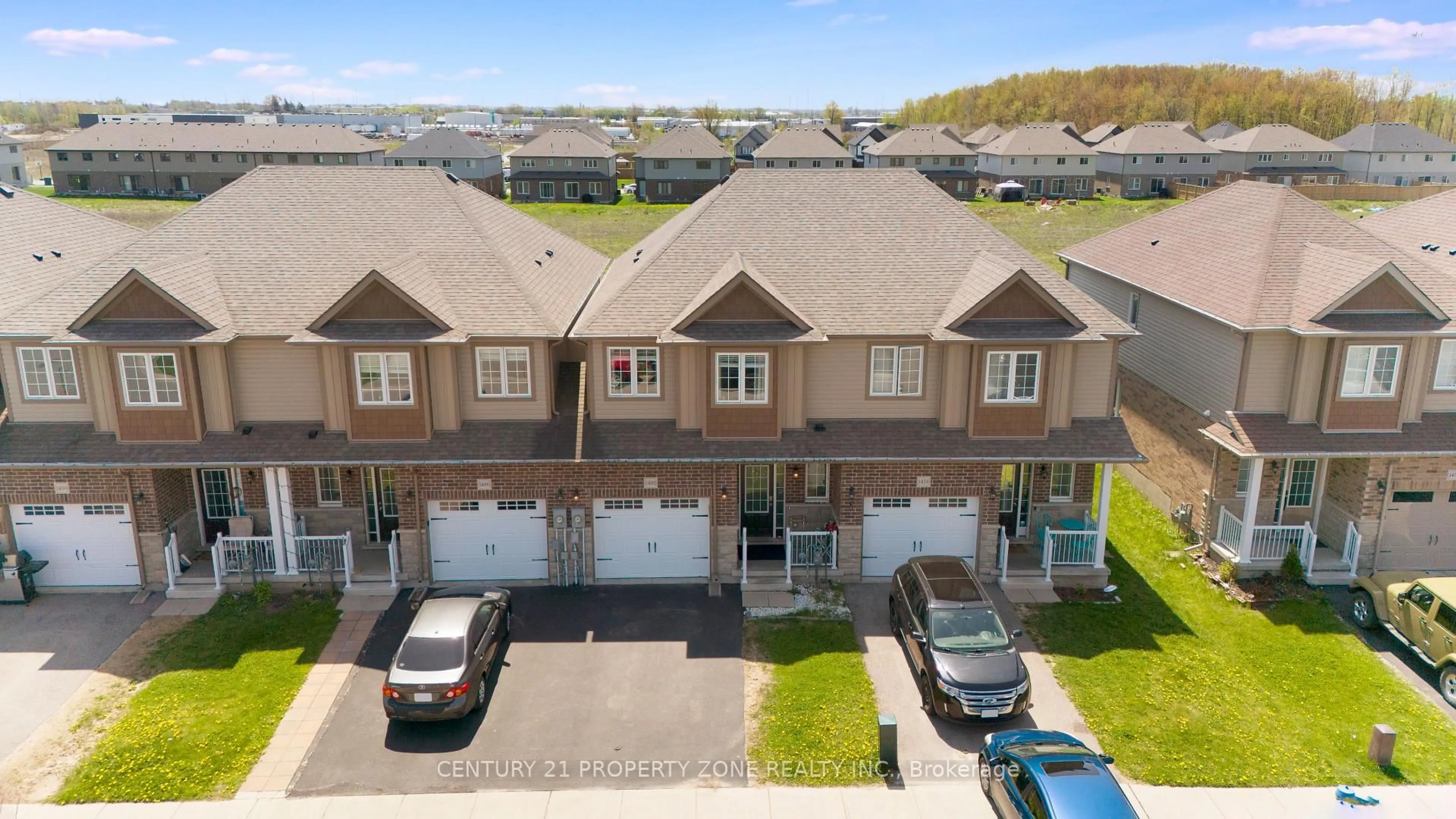 A pic from outside/outdoor area/front of a property/back of a property/a pic from drone, street for 1482 Caen Ave, Woodstock Ontario N4T 0J7