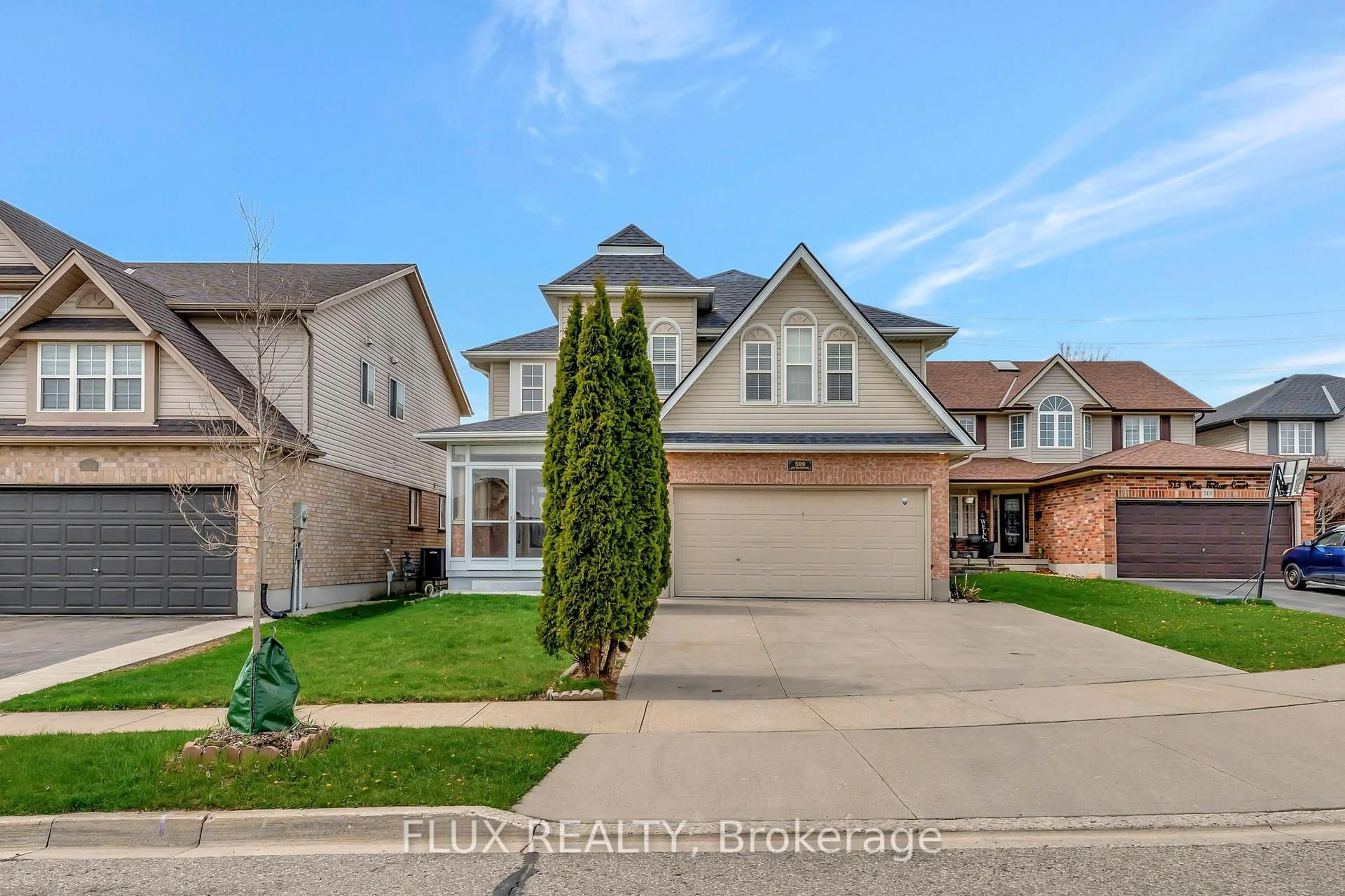Home with brick exterior material, street for 509 Pine Hollow Crt, Kitchener Ontario N2R 1T3