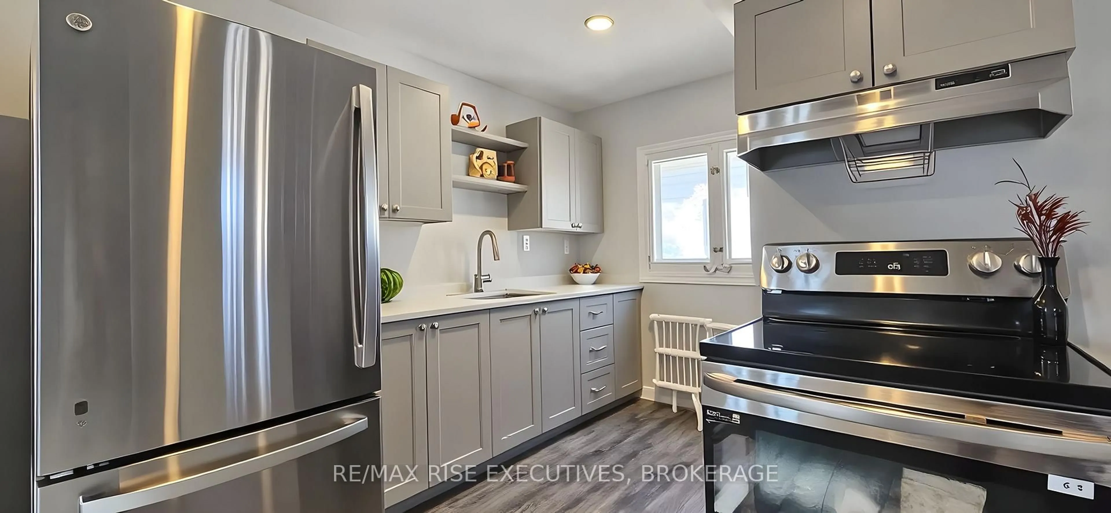 Contemporary kitchen, unknown for 500 MACDONNELL St, Kingston Ontario K7K 4W7