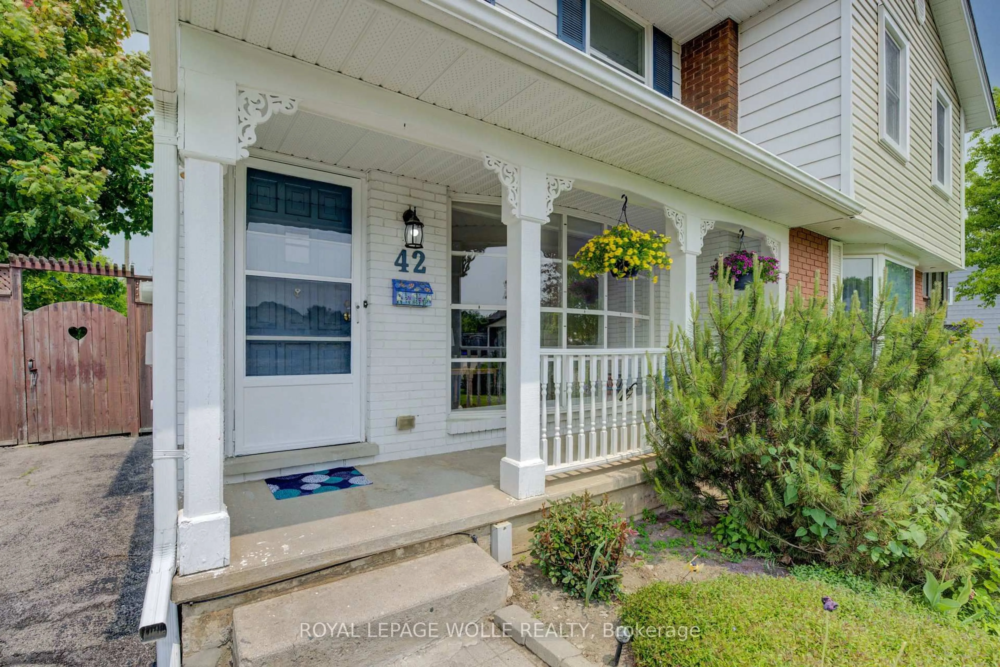 Unknown for 42 Monteagle Cres, Kitchener Ontario N2N 1N1