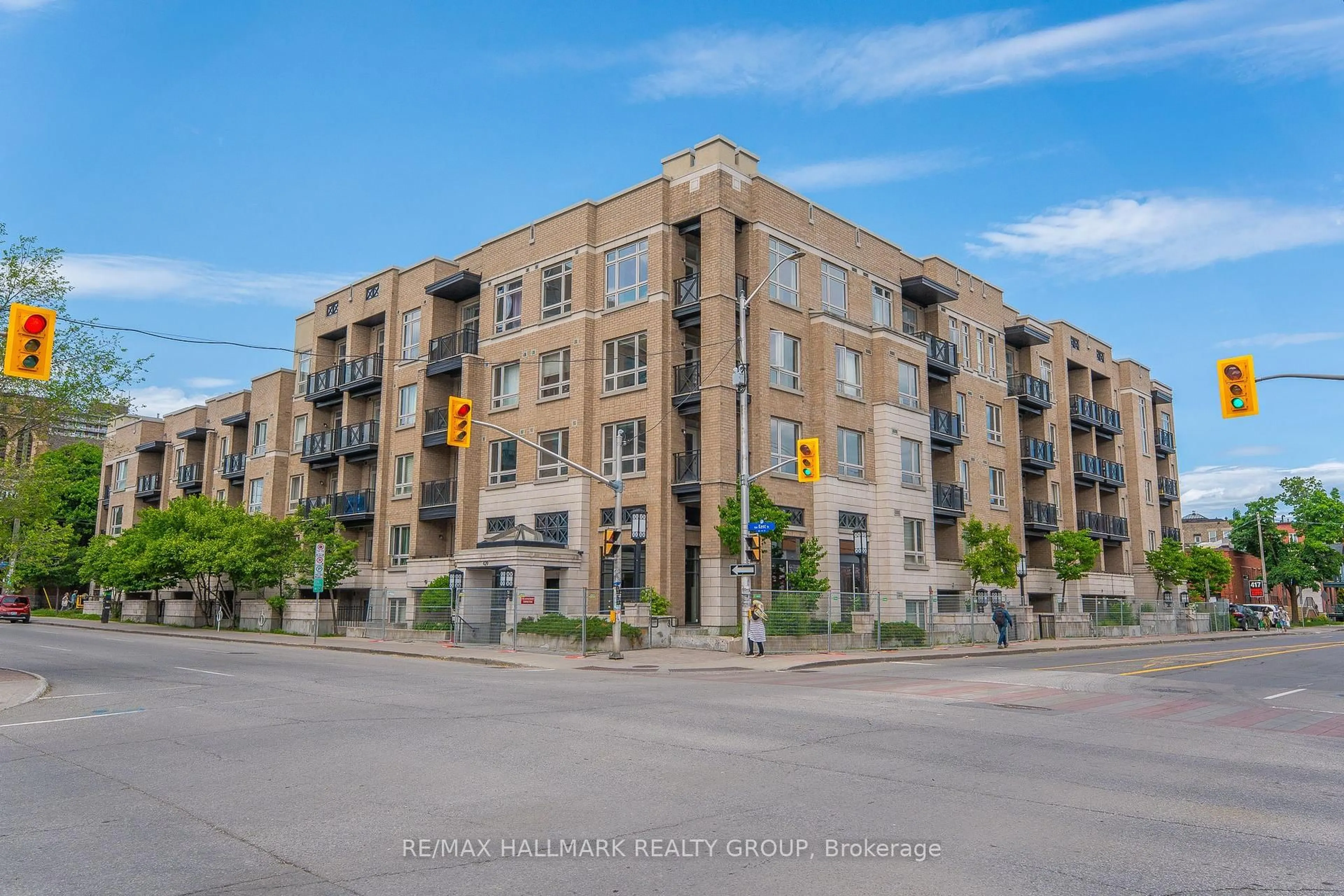 Unknown for 429 Kent St #410, Ottawa Ontario K2P 1B5