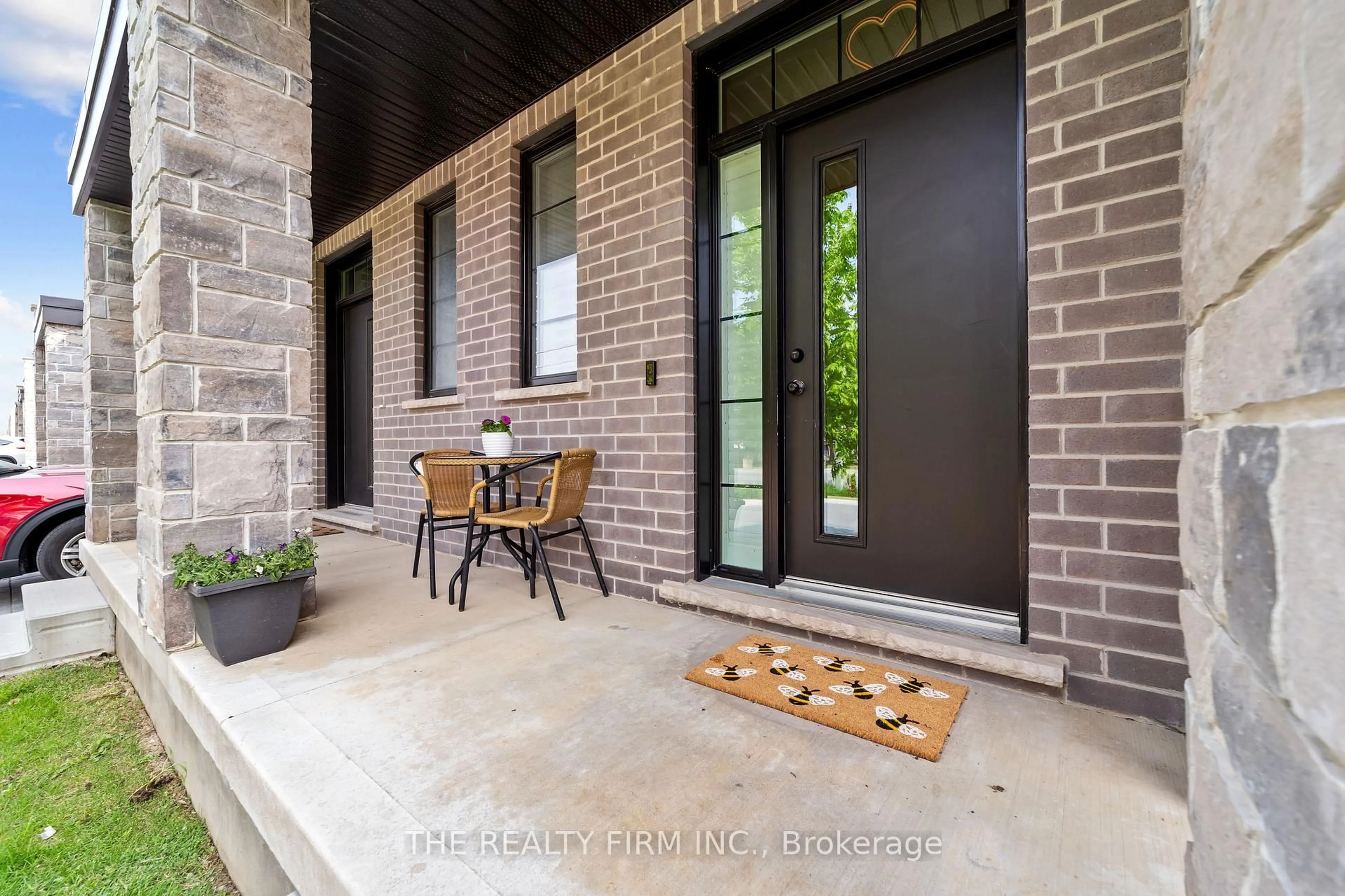 Unknown for 2427 Daisy Bend #10, London South Ontario N6M 0H1
