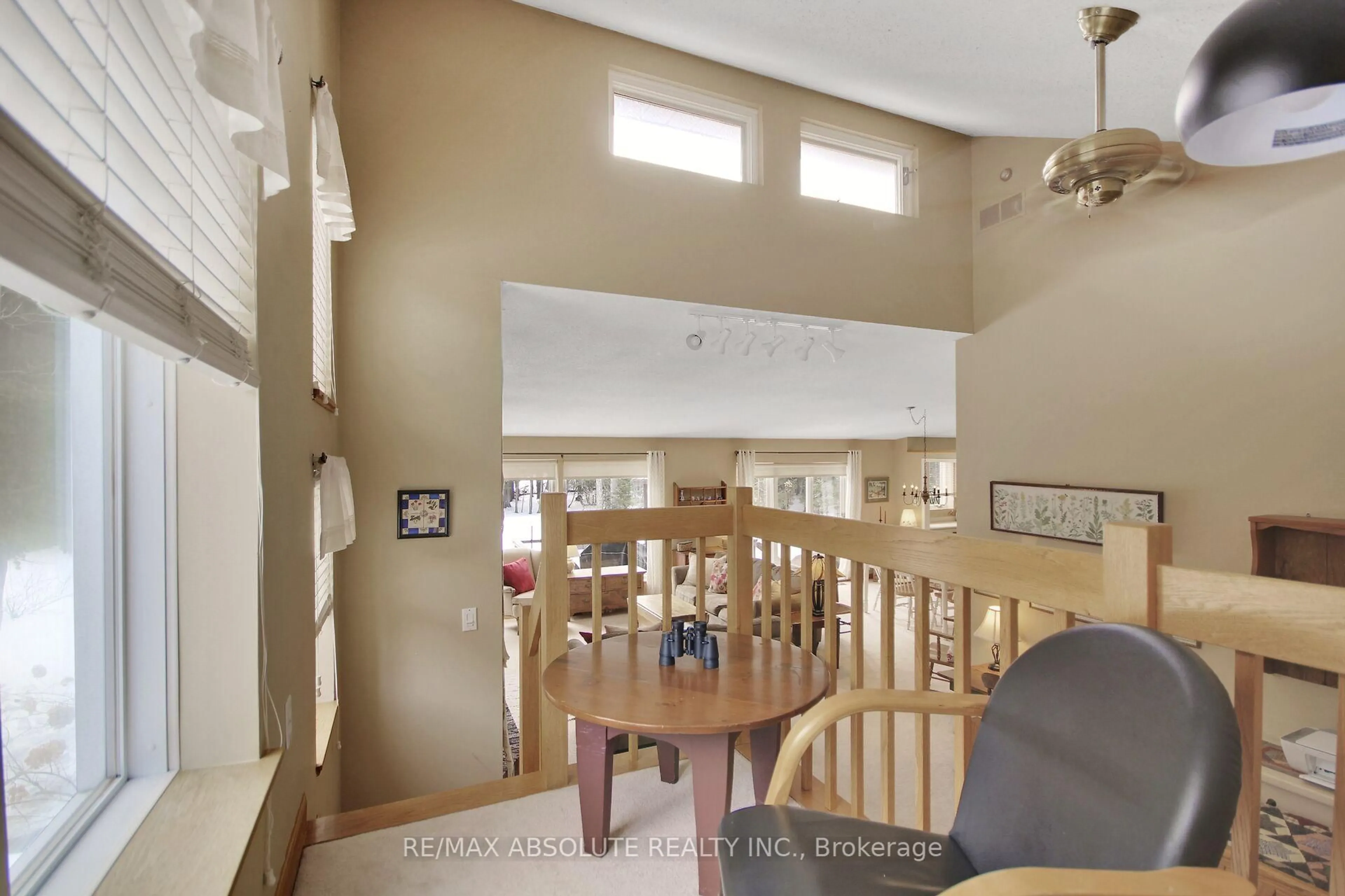 Indoor foyer for 752 King's Creek Rd, Ashton Ontario K0A 1B0