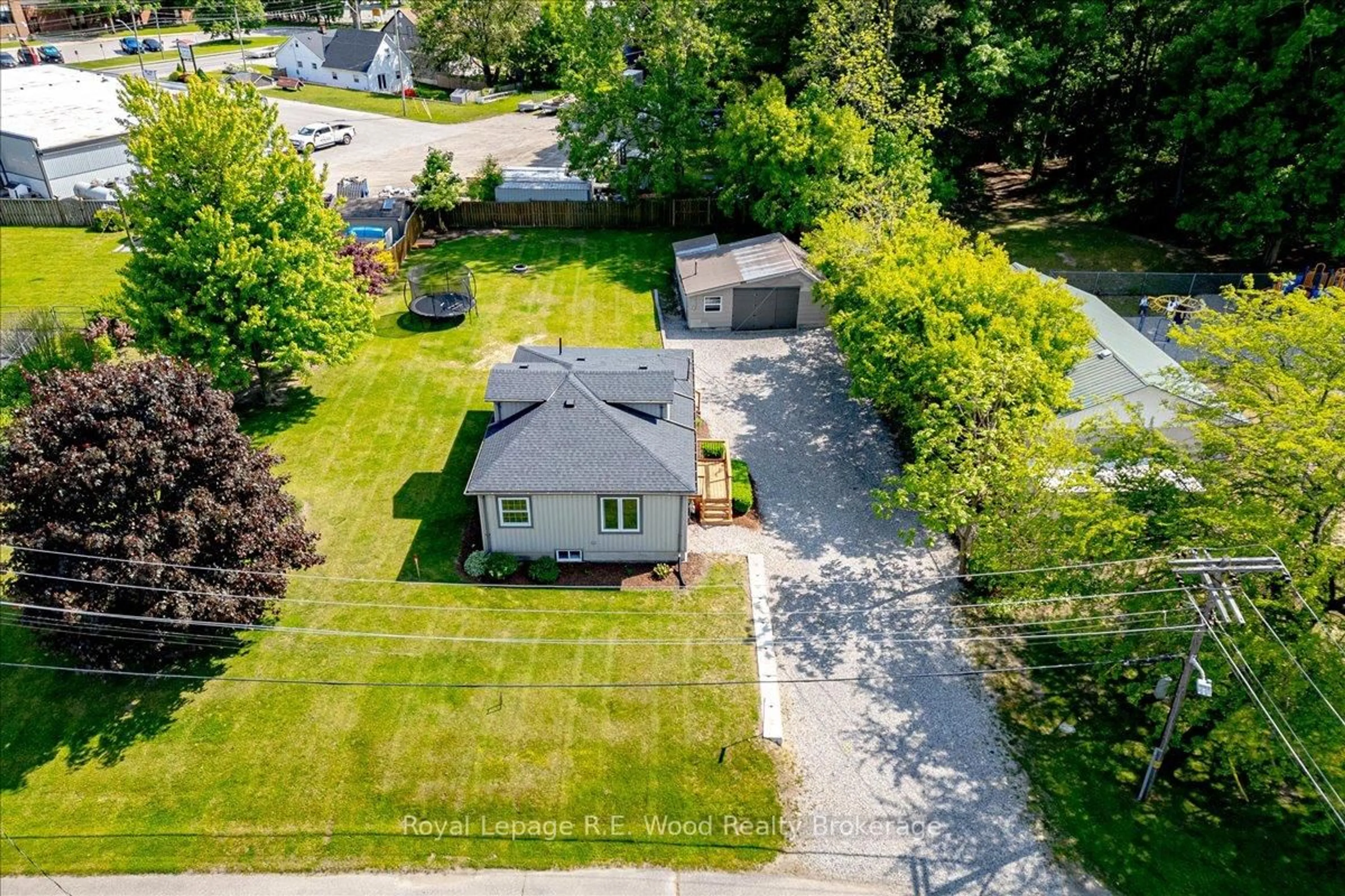 A pic from outside/outdoor area/front of a property/back of a property/a pic from drone, street for 55541 Main St, Bayham Ontario N0J 1Y0
