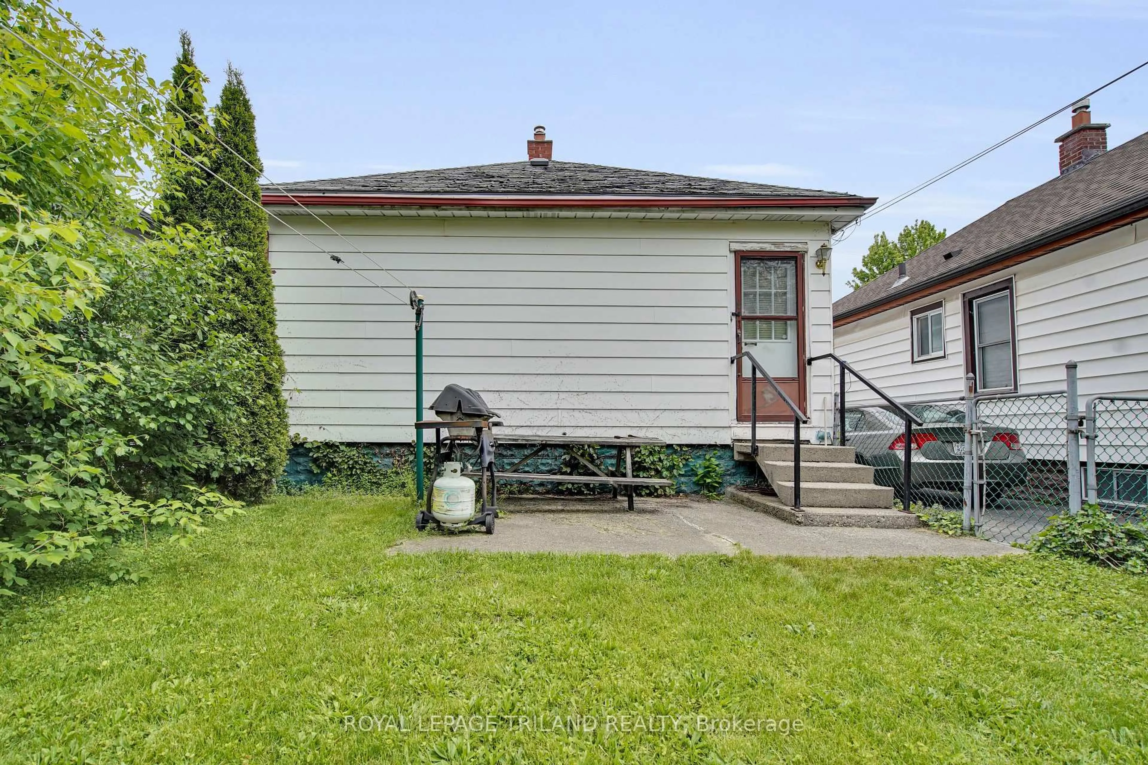 Unknown for 67 Anderson Ave, London East Ontario N5Z 2B1