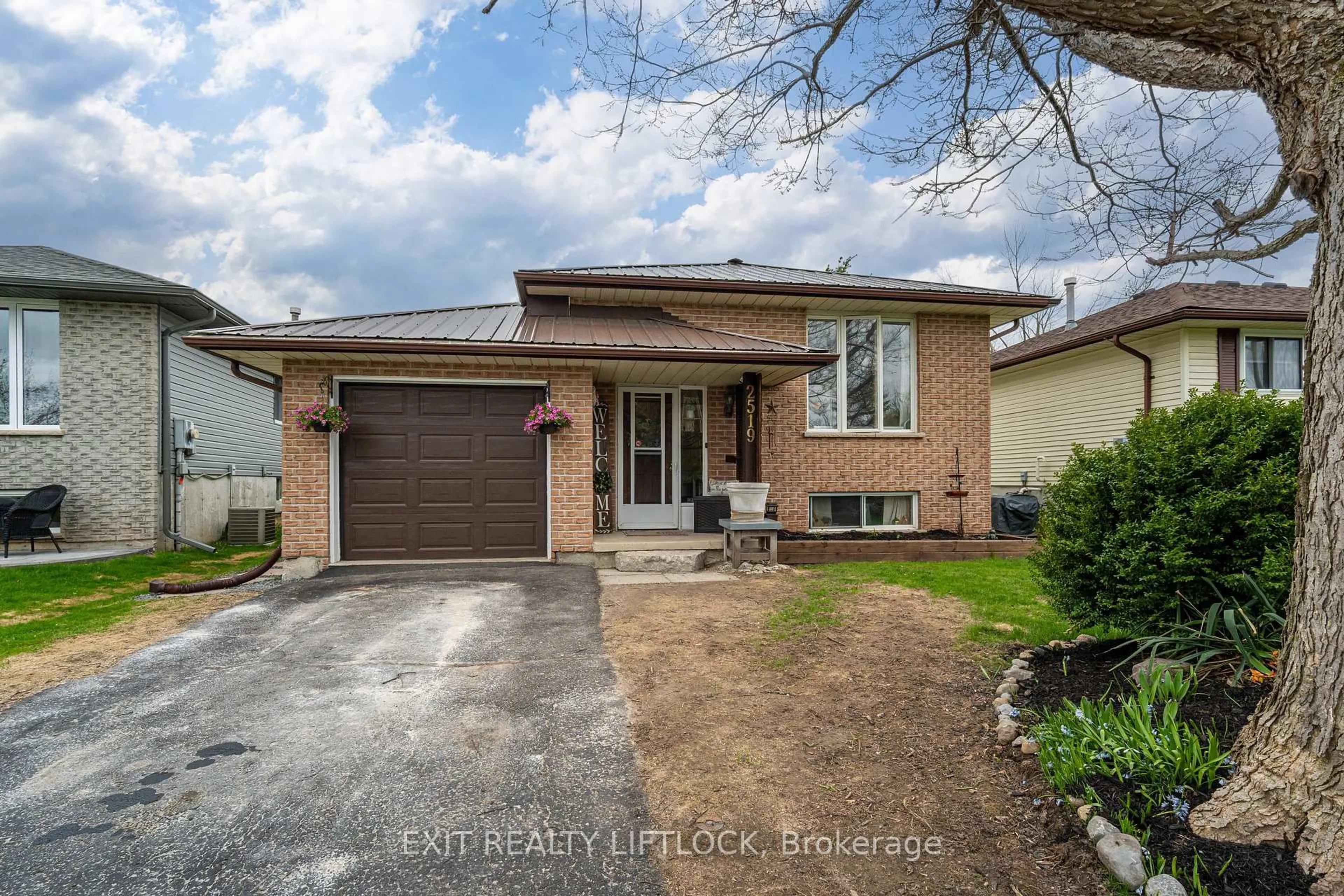 Home with brick exterior material, street for 2519 Foxmeadow Rd, Peterborough East Ontario K9L 1X2