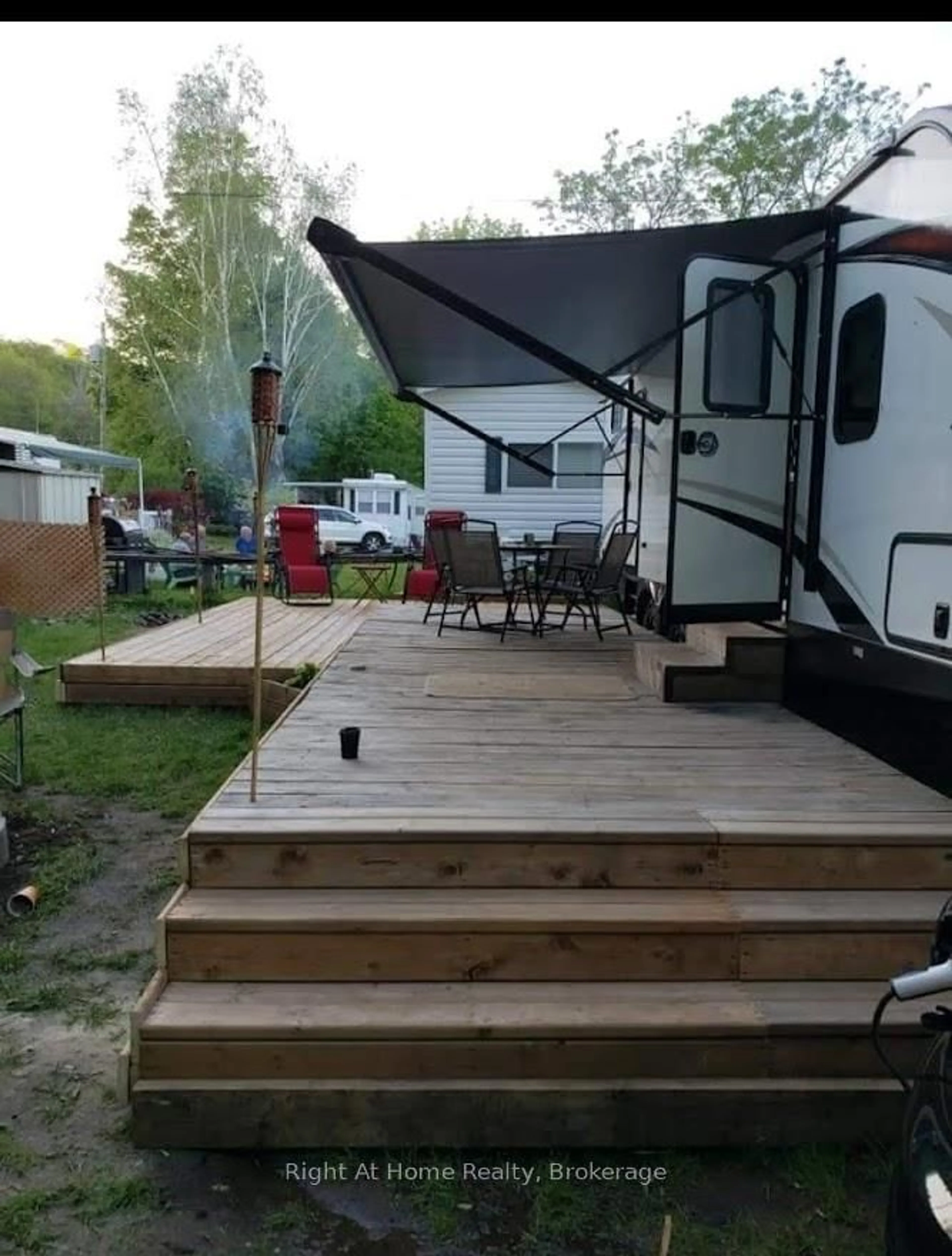 Patio, street for 523 Peterborough Rd, Trent Lakes Ontario K0M 1A0
