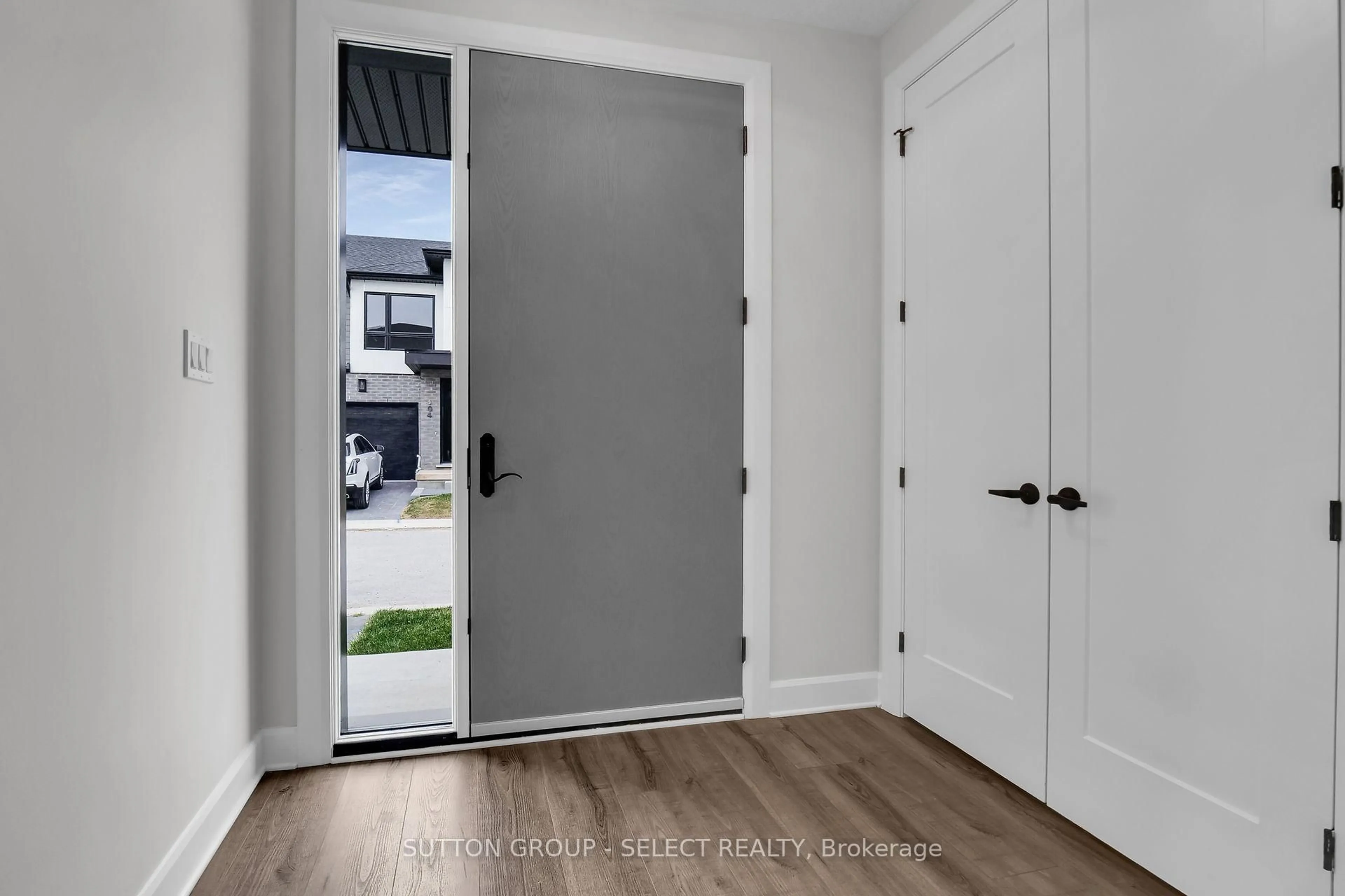 Indoor entryway for 175 DOAN Dr #239, Middlesex Centre Ontario N0L 2R0