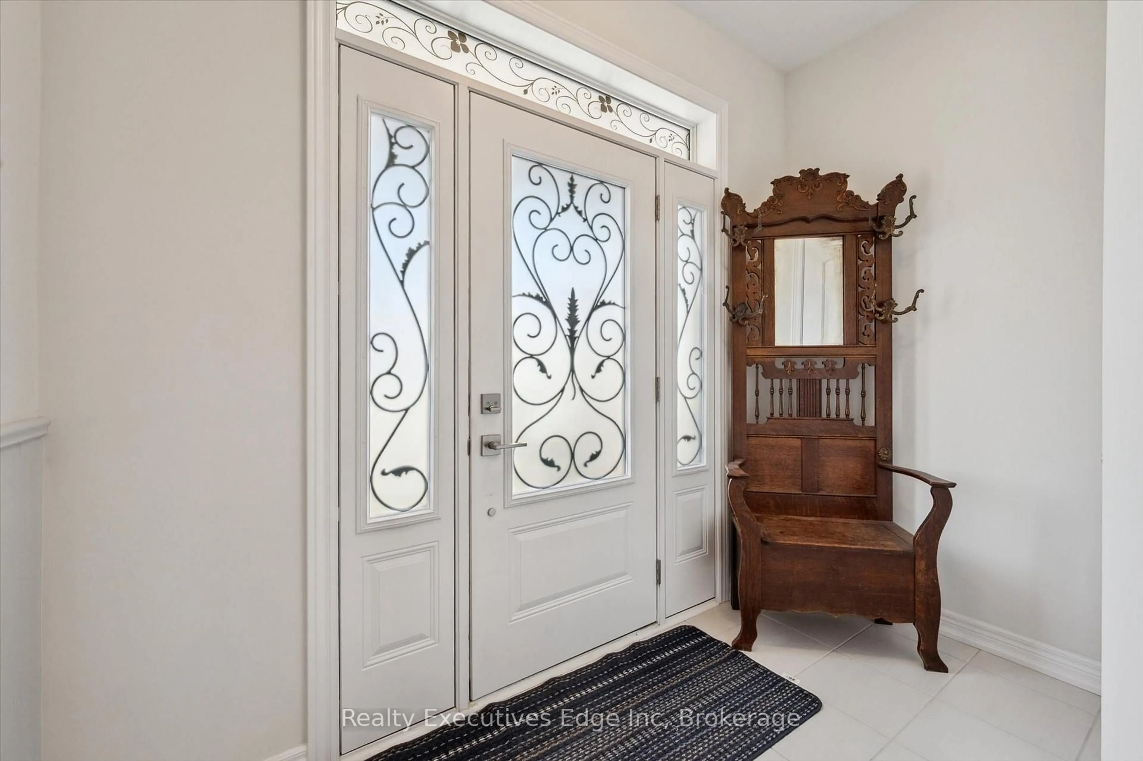 Indoor entryway for 55 Povey Rd, Centre Wellington Ontario N1M 2W3