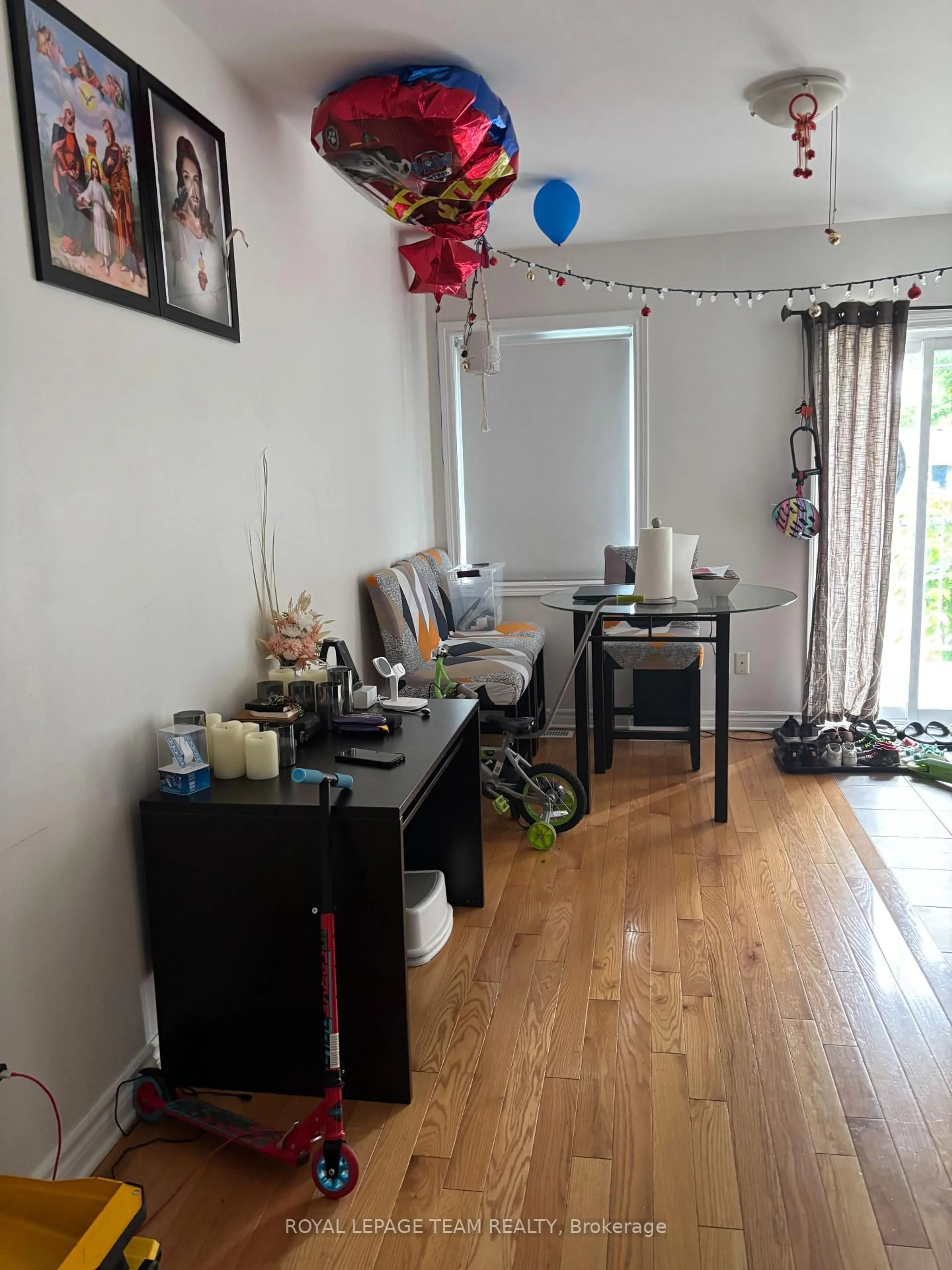 A pic of a room for 1220 Mcwatters Rd #4, Ottawa Ontario K2C 3Y1
