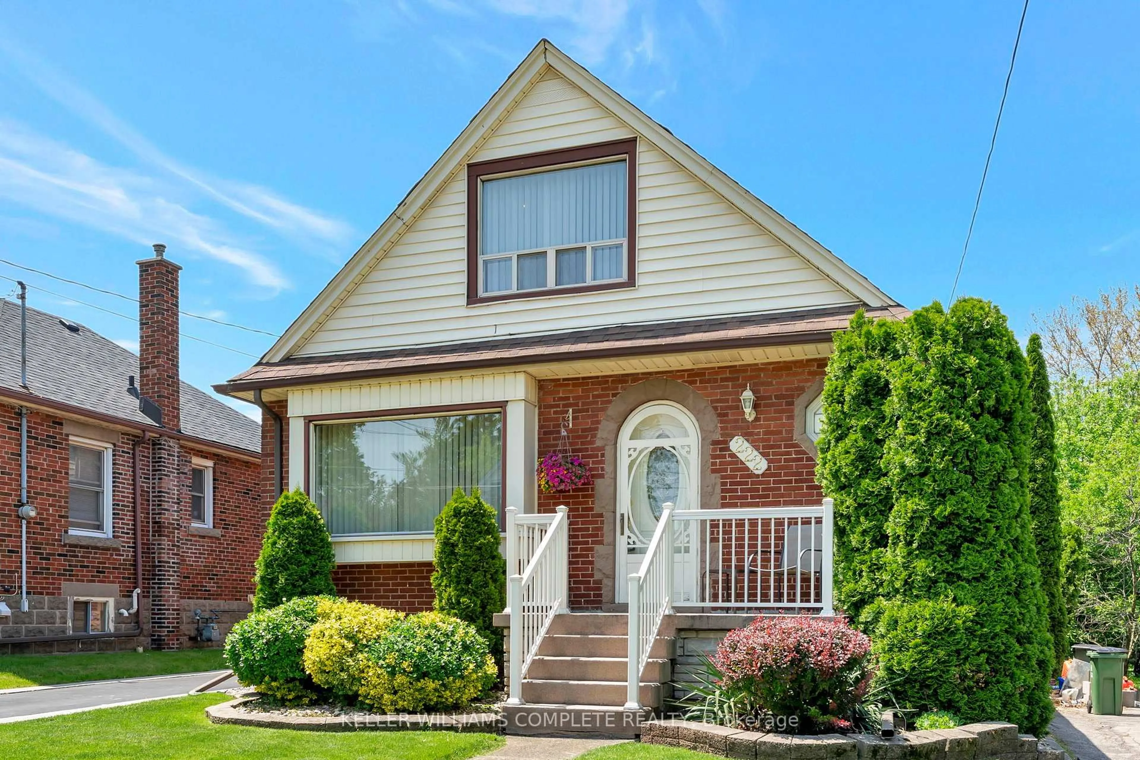 Home with brick exterior material, street for 222 East 19th St, Hamilton Ontario L9A 4S5