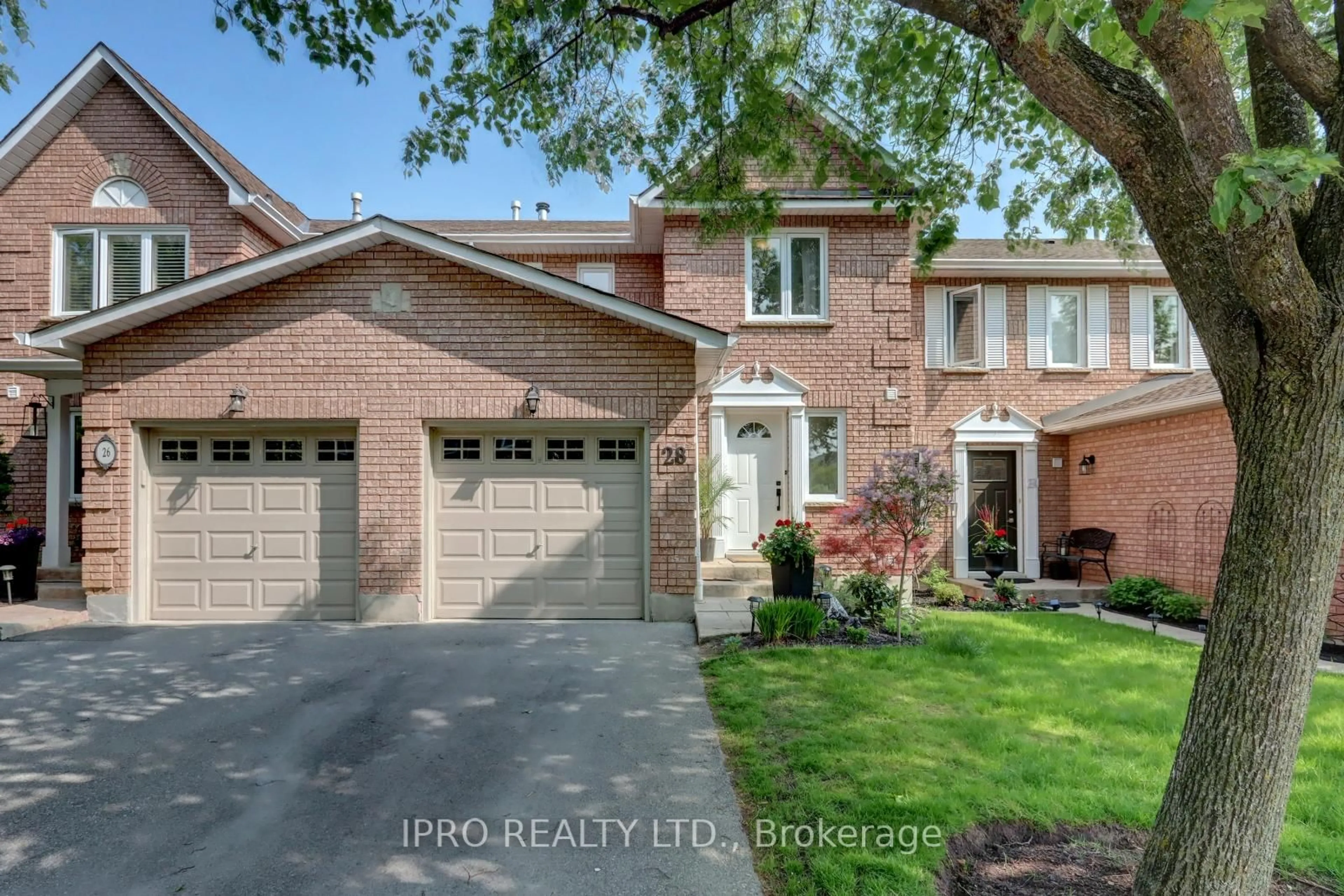 Home with brick exterior material, street for 7 Davidson Blvd #28, Hamilton Ontario L9H 6Y7