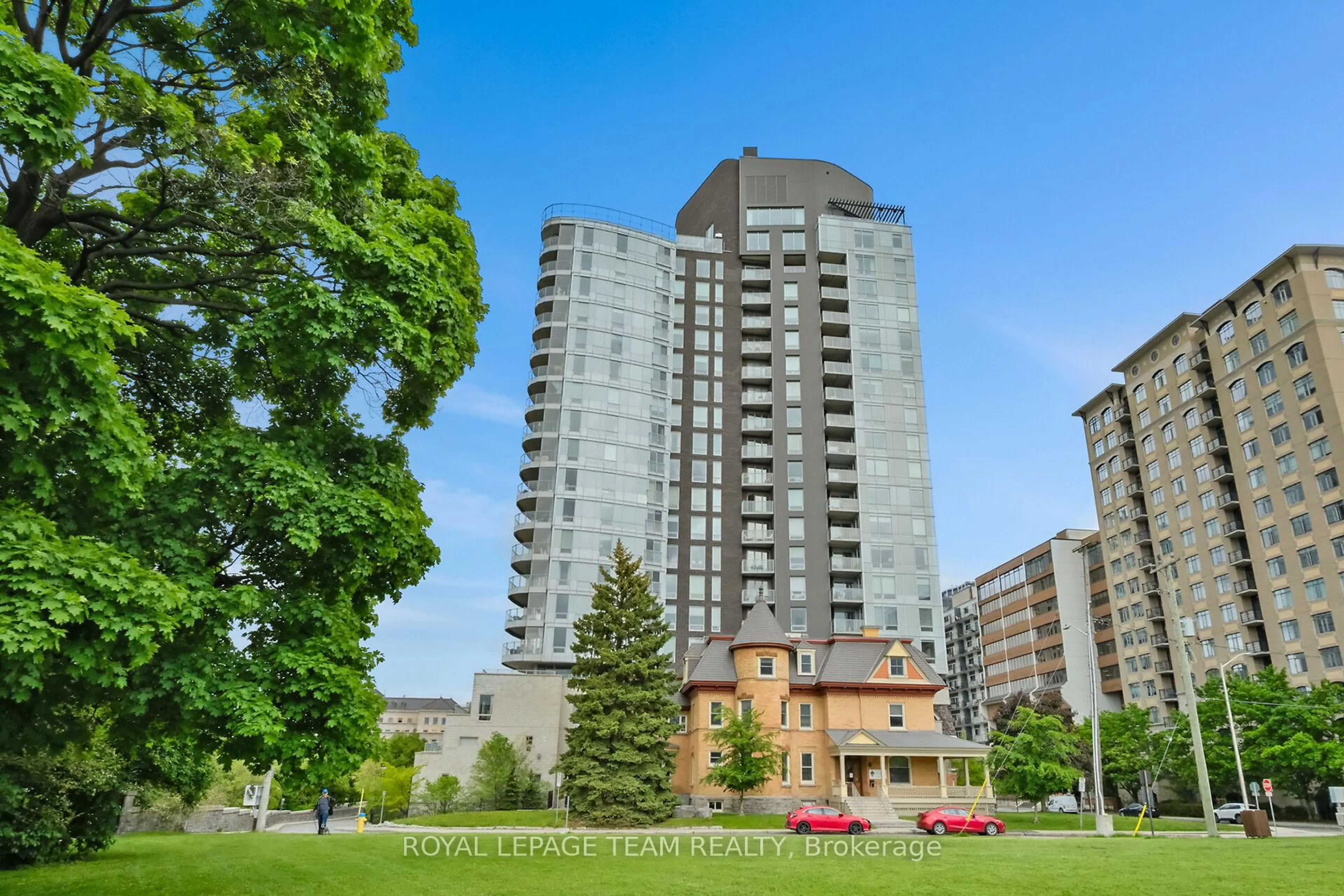 Unknown for 428 Sparks St #604, Ottawa Ontario K1R 0B3