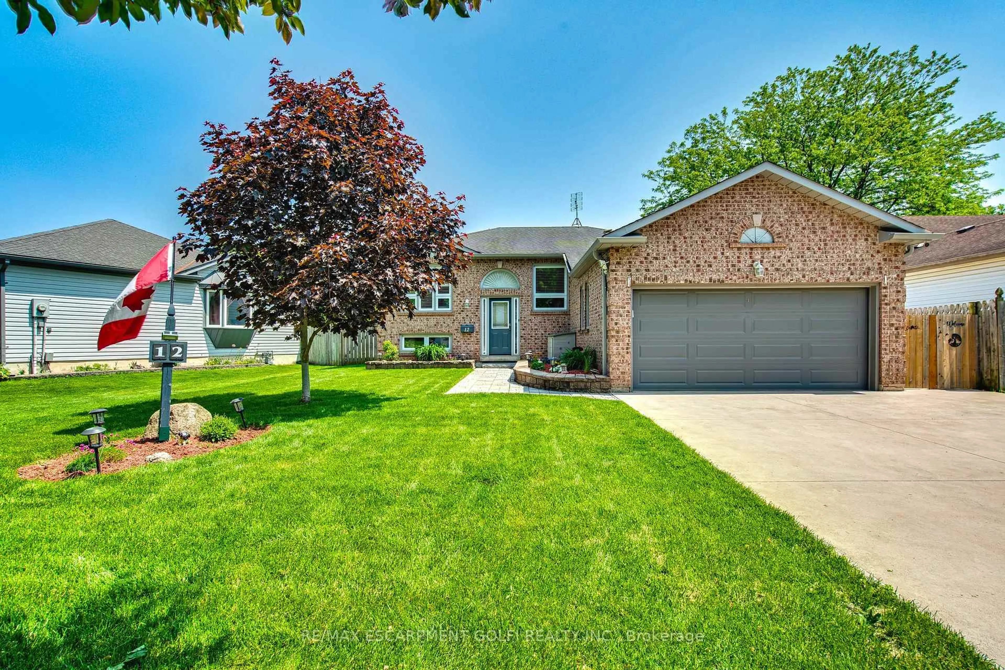 Home with brick exterior material, street for 12 Woodside Sq, Pelham Ontario L0S 1E4