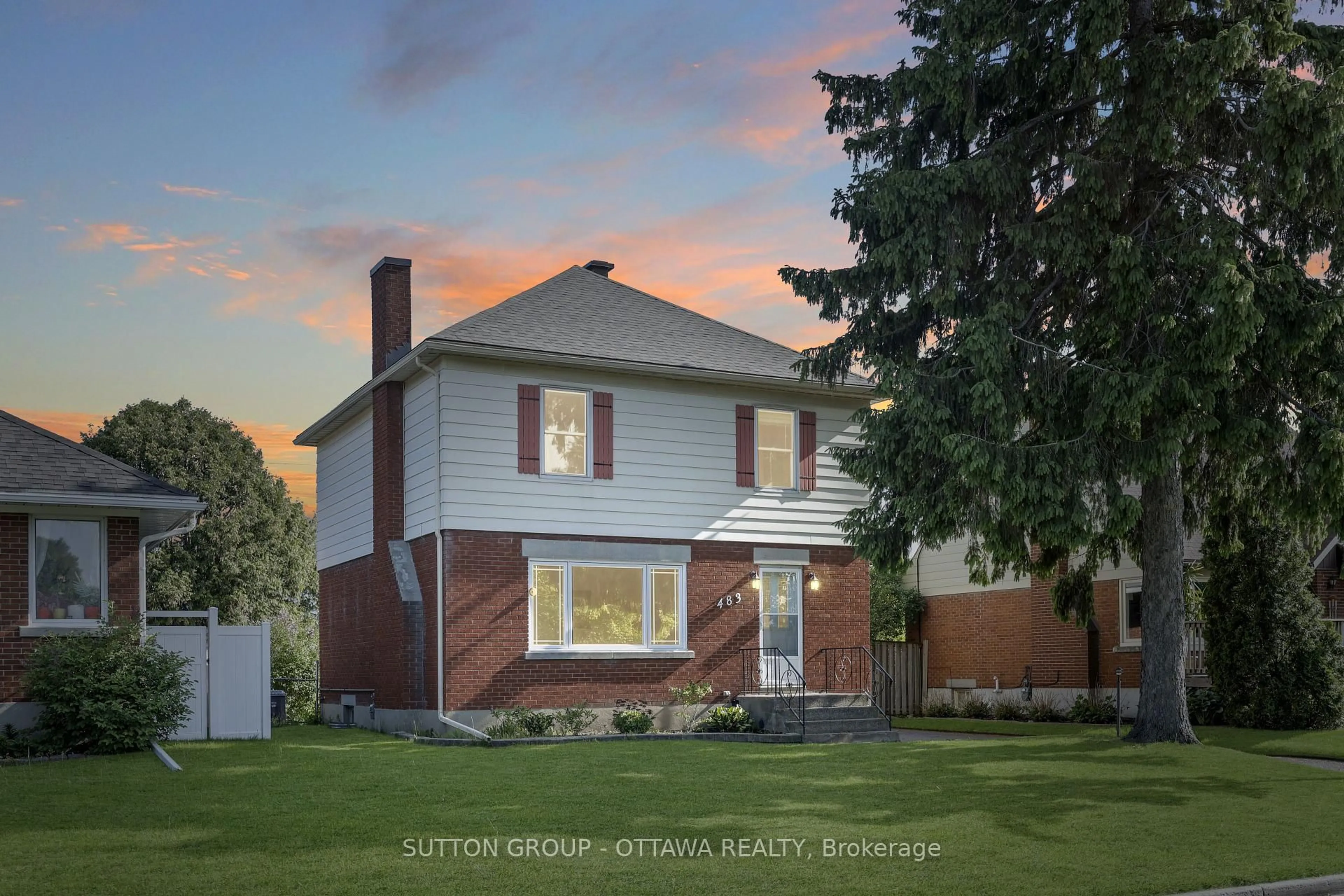 Home with brick exterior material, street for 483 Wolffdale Cres, Ottawa Ontario K1K 1N6