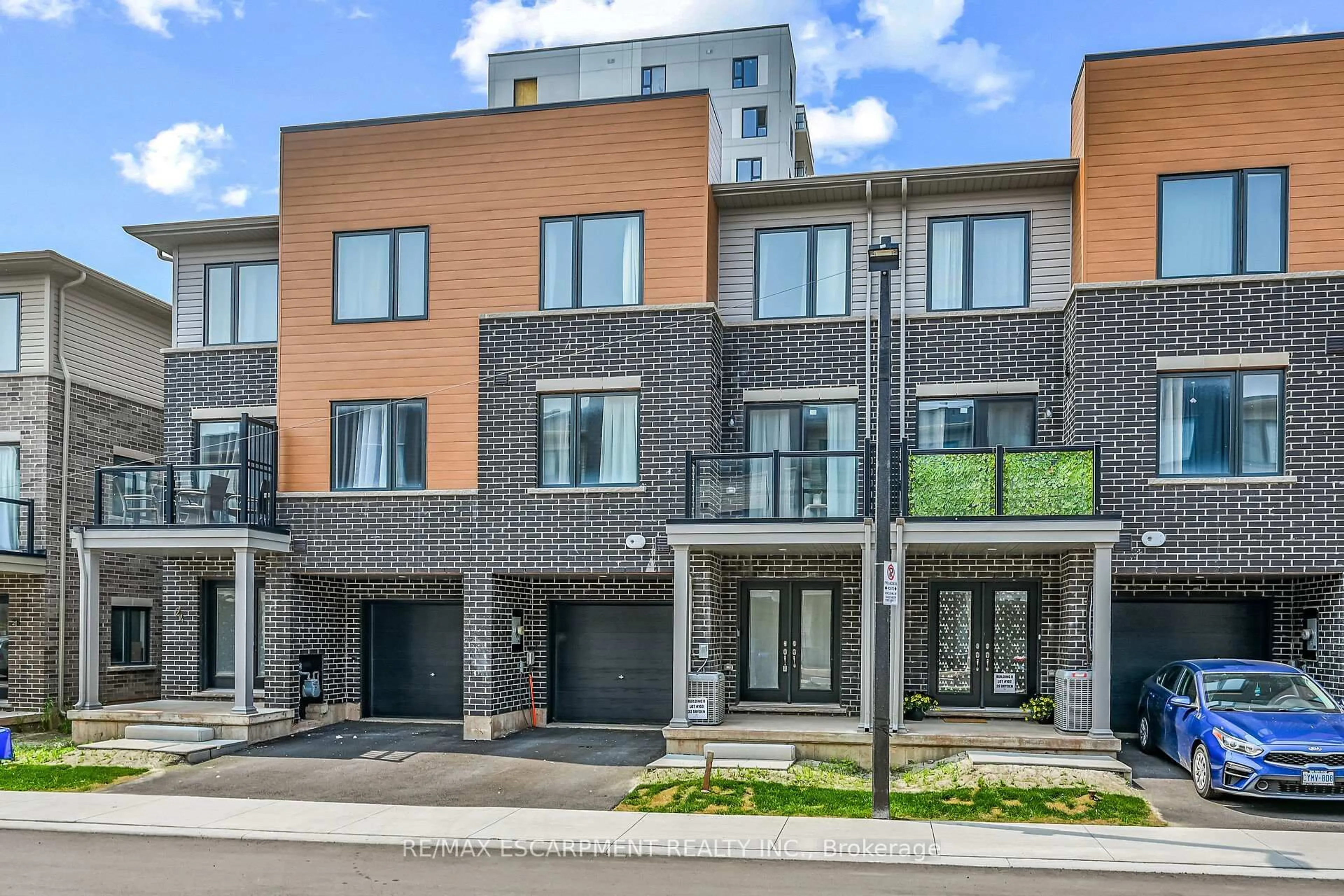 Unknown for 22 Dryden Lane, Hamilton Ontario L8H 0B6