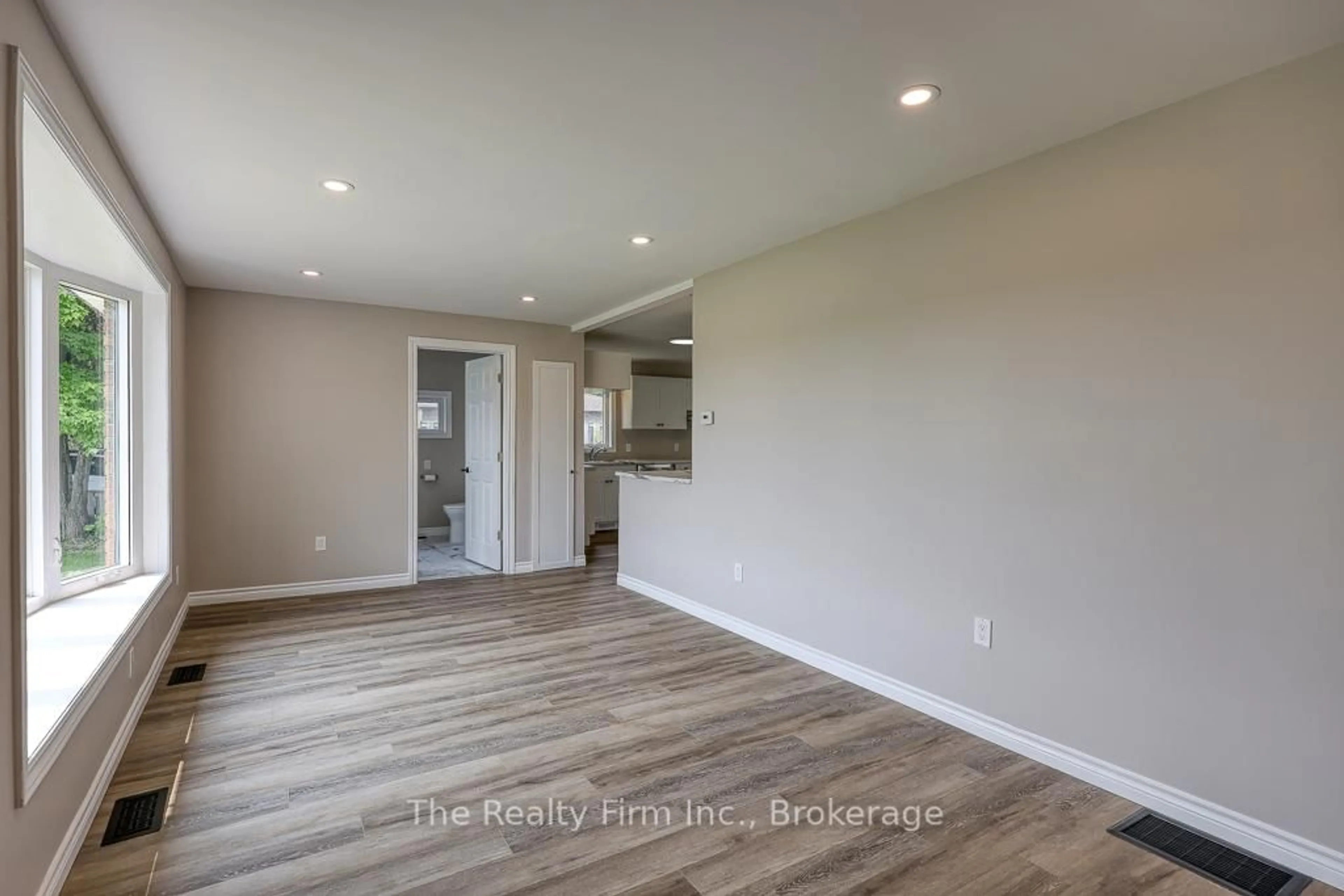 A pic of a room for 185559 Cornell Rd, Norwich Ontario N0J 1R0