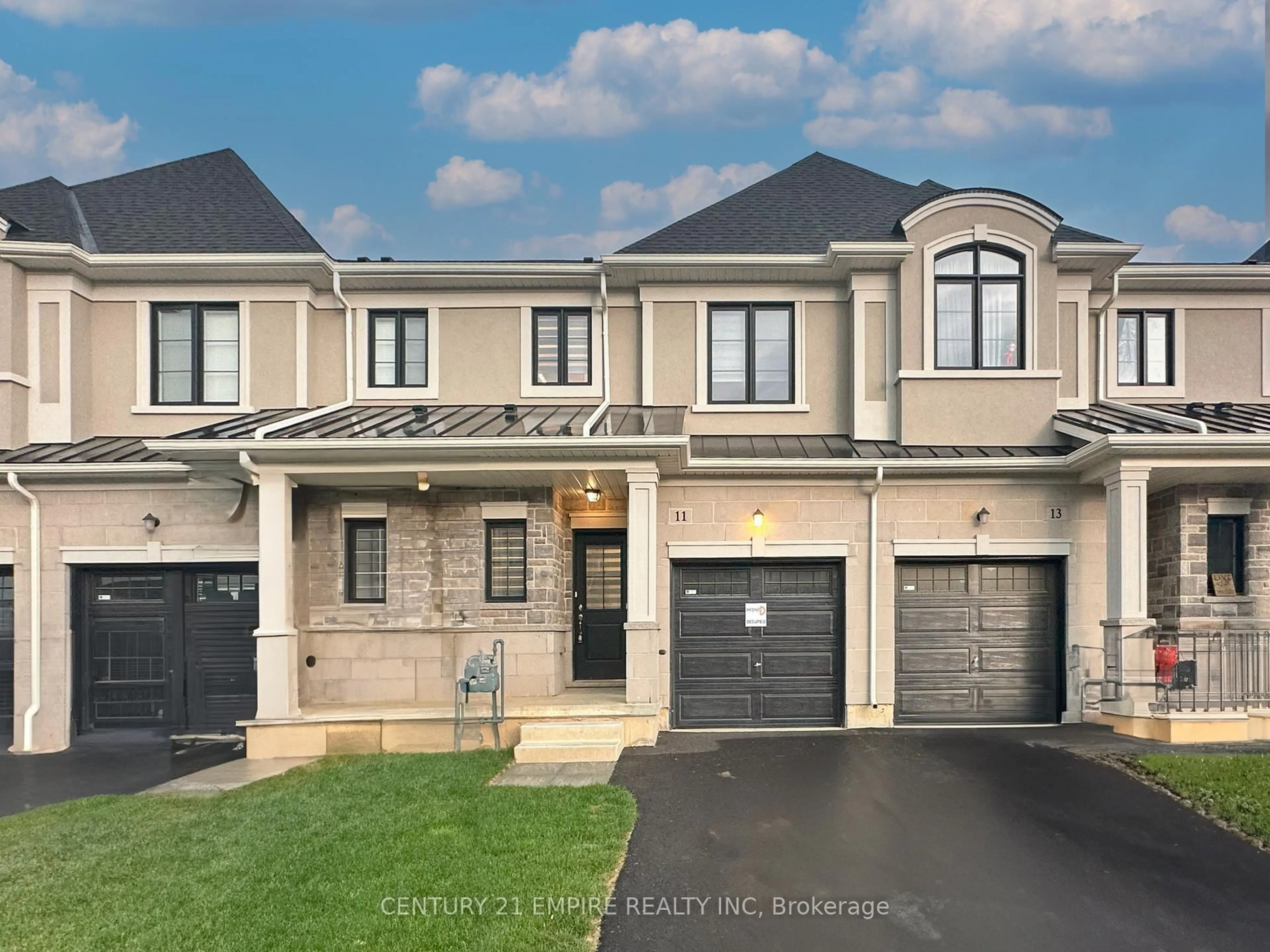 Unknown for 11 Mia Dr, Hamilton Ontario L9B 1K2