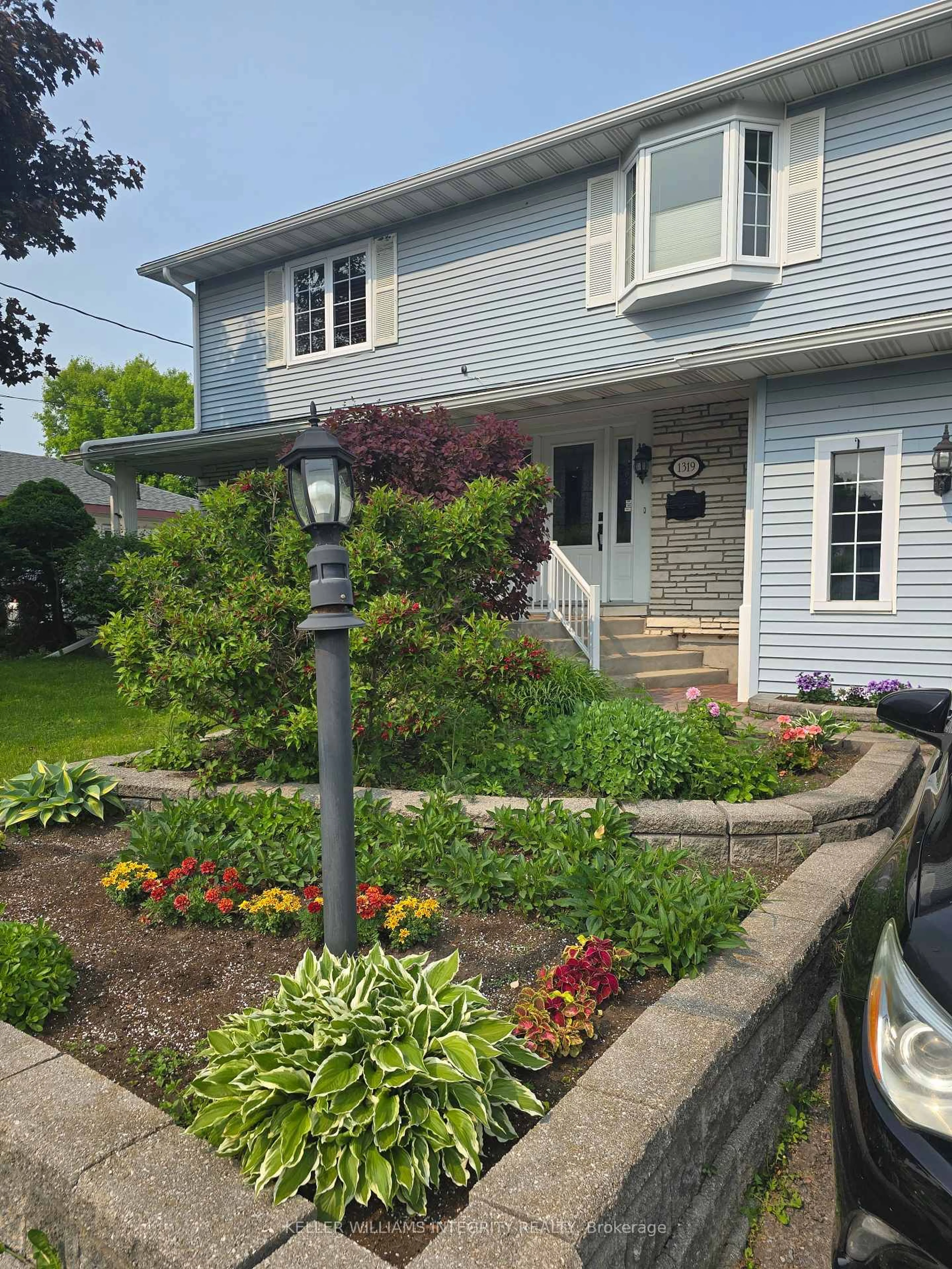 Unknown for 1319 Aubin Ave, Cornwall Ontario K6J 4R9