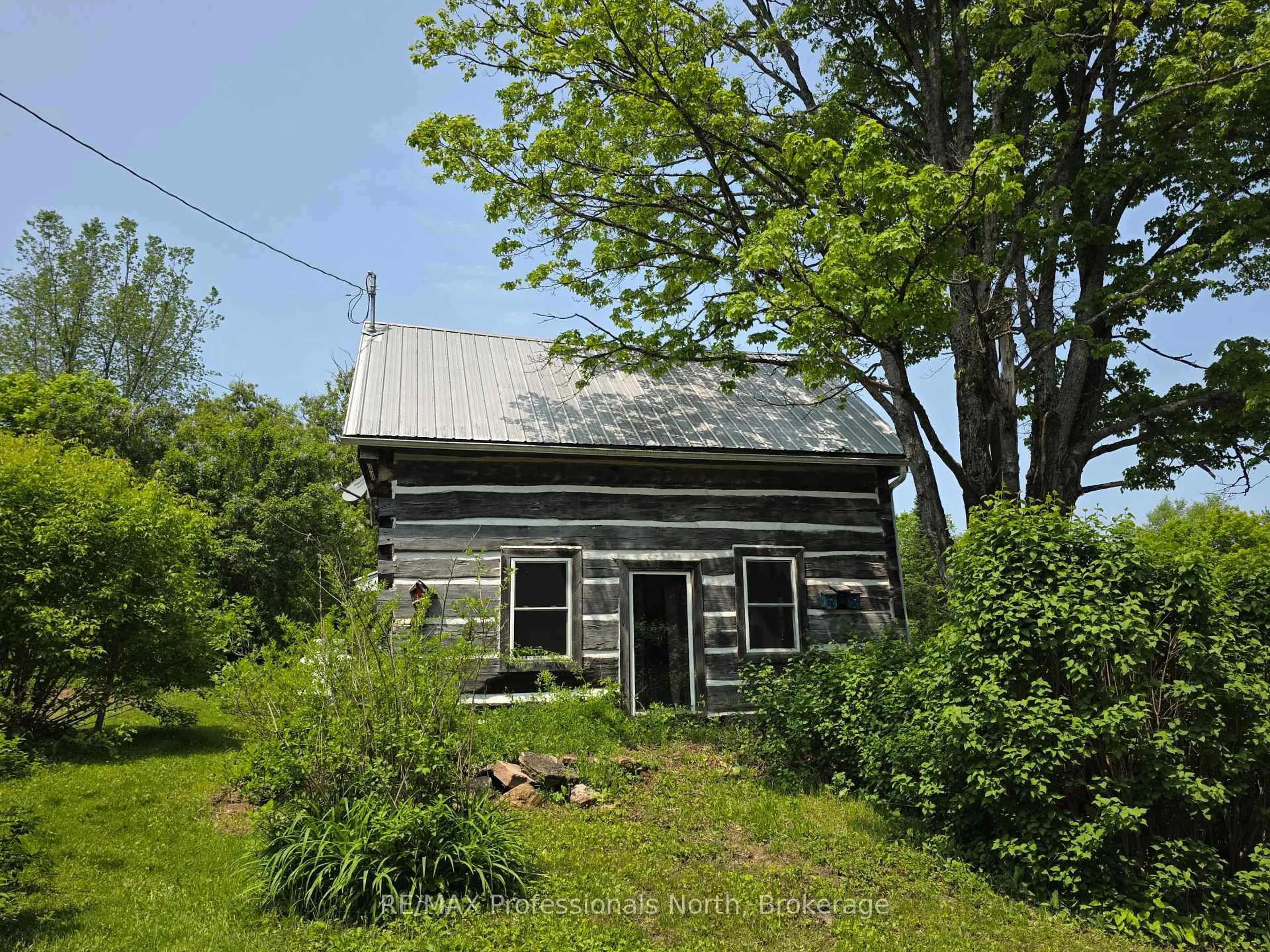 Shed for 1537 Tulip Rd, Algonquin Highlands Ontario K0M 2K0