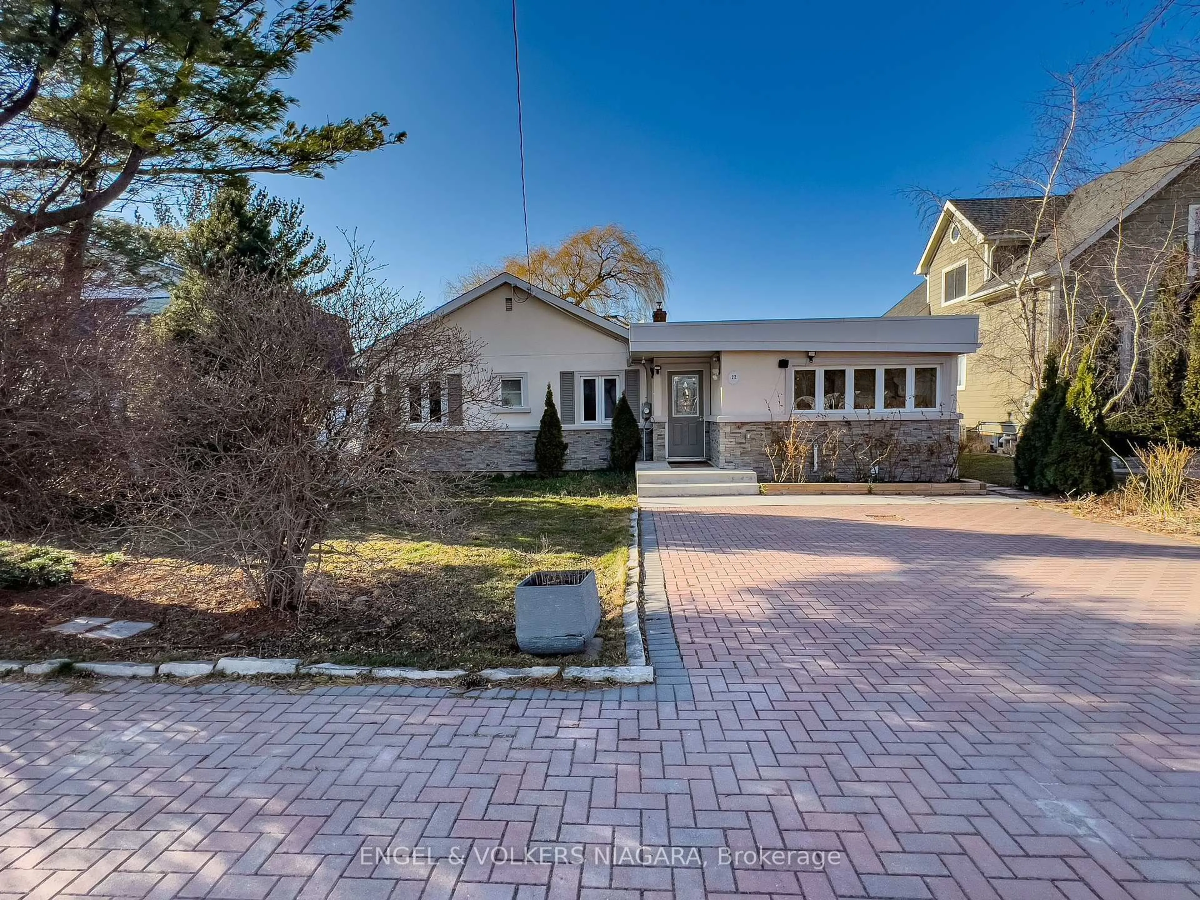 Home with brick exterior material, street for 22 Firelane 11 A Lane, Niagara-on-the-Lake Ontario L0S 1J0