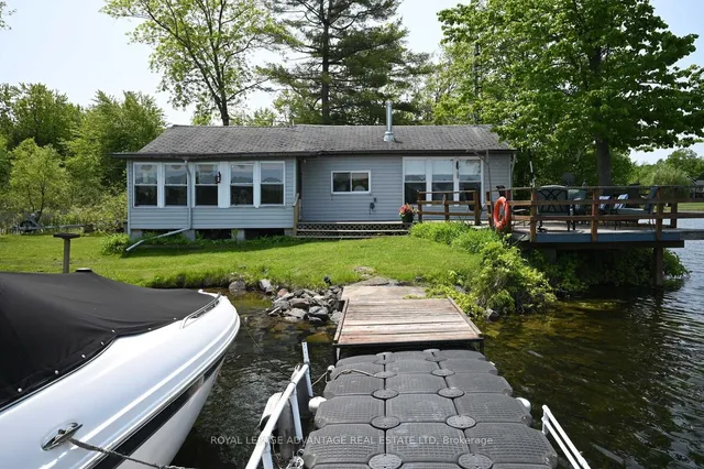 832 Klon Lane, Leeds and the Thousand Islands 5