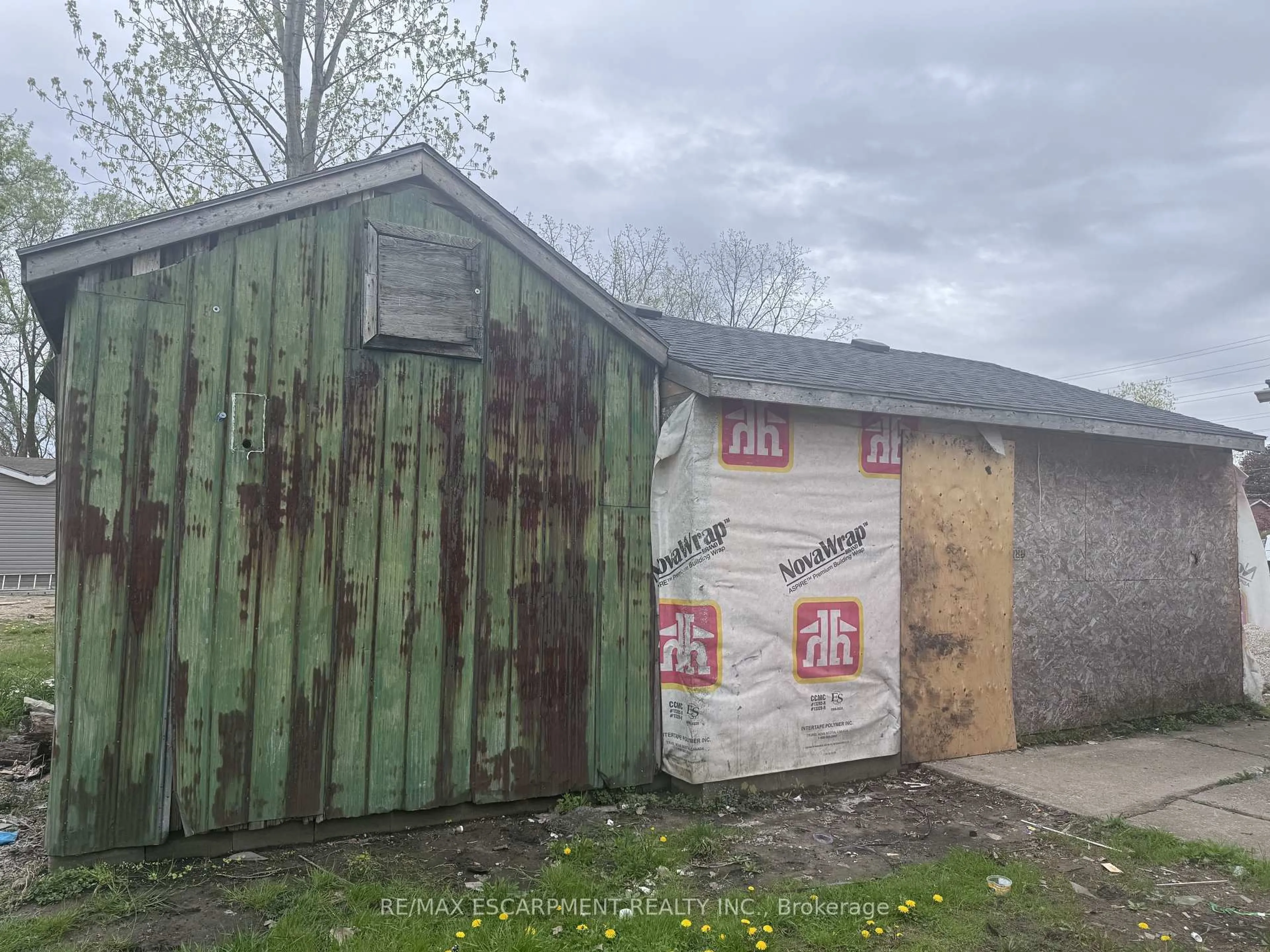 Shed for 508 Main St, Haldimand Ontario N1A 2W5