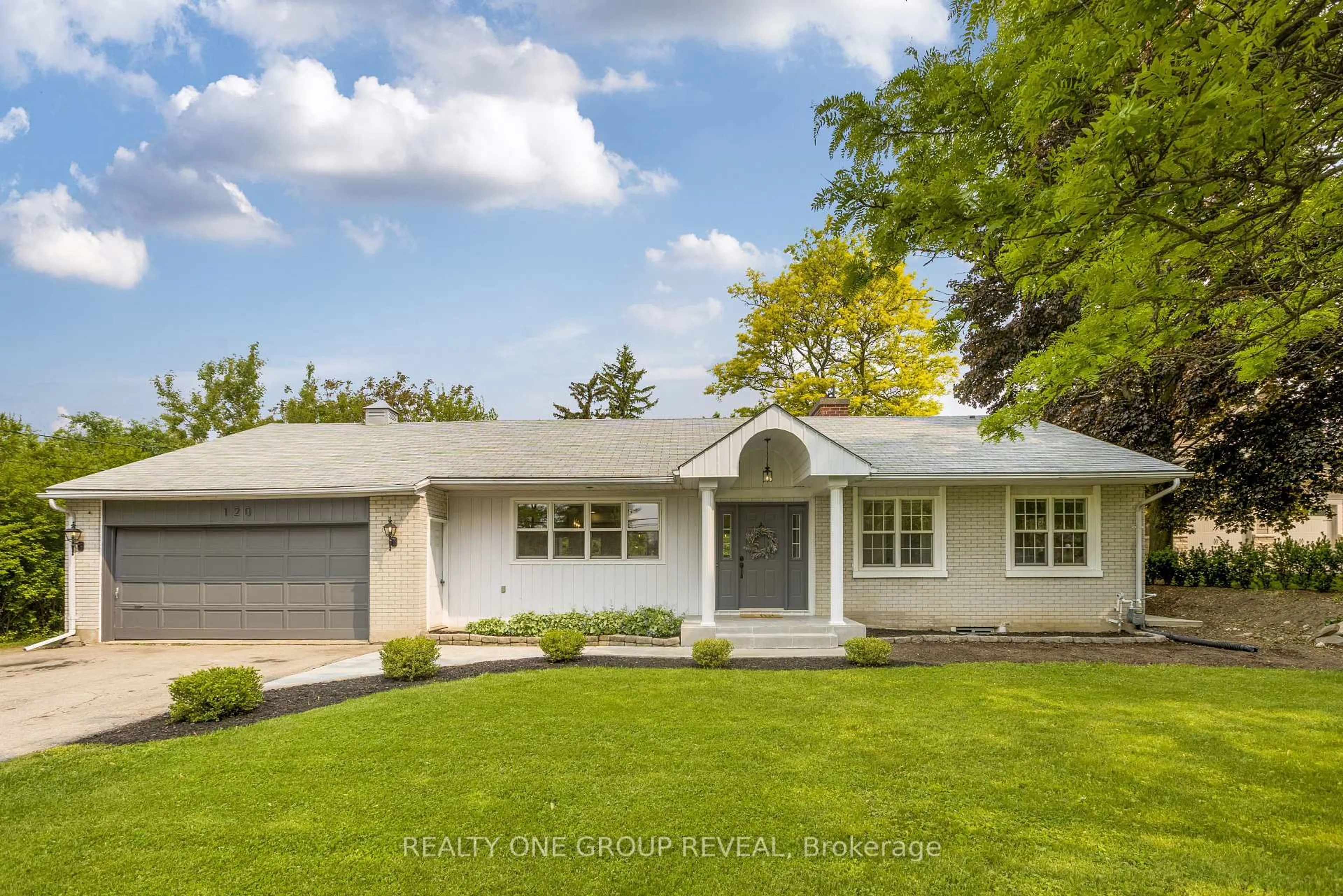 Home with vinyl exterior material, street for 120 Riverbank Dr, Cambridge Ontario N3H 4R6