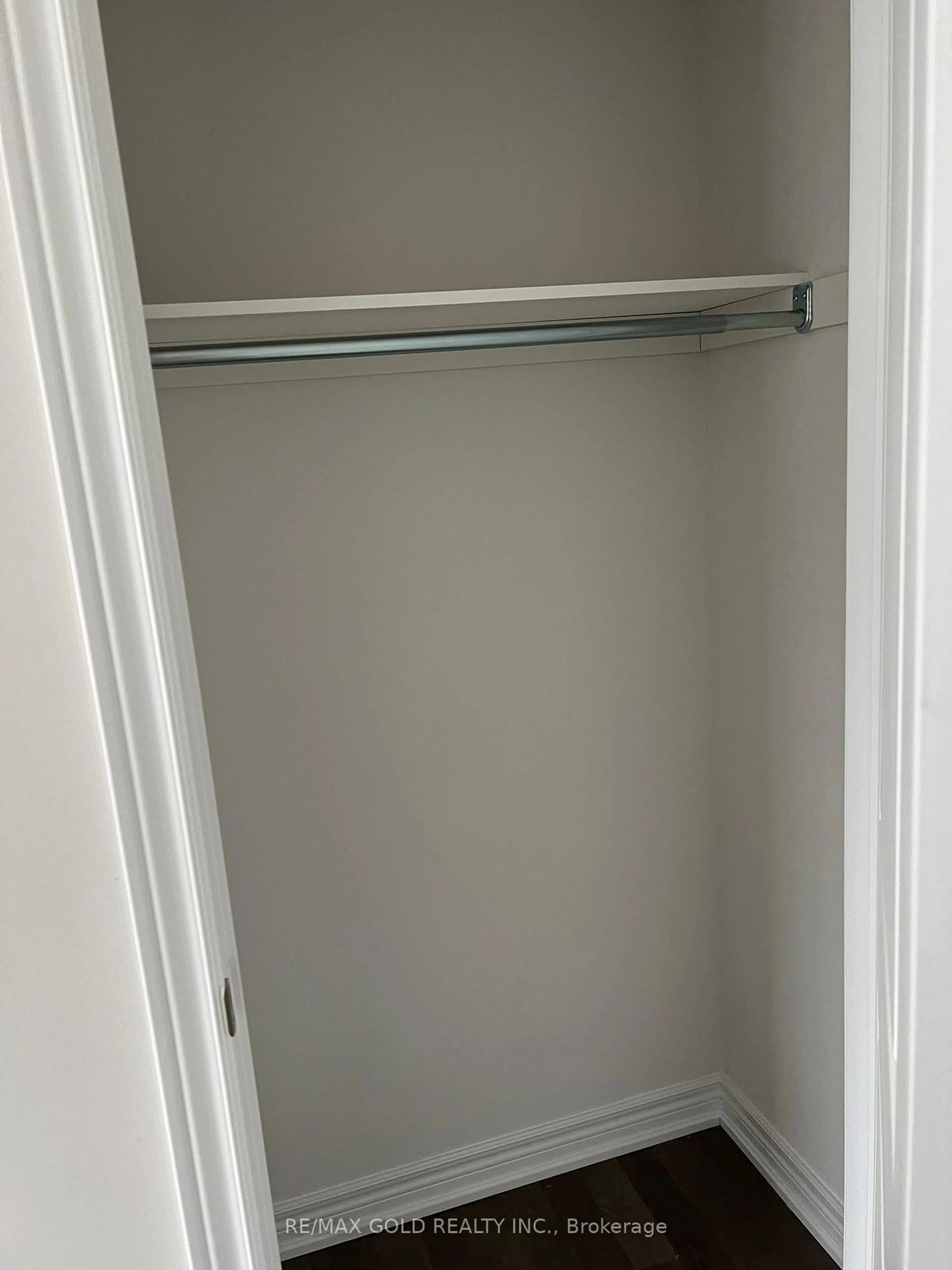 Storage room or clothes room or walk-in closet for 148 Limestone Lane, Shelburne Ontario L9V 3Y3