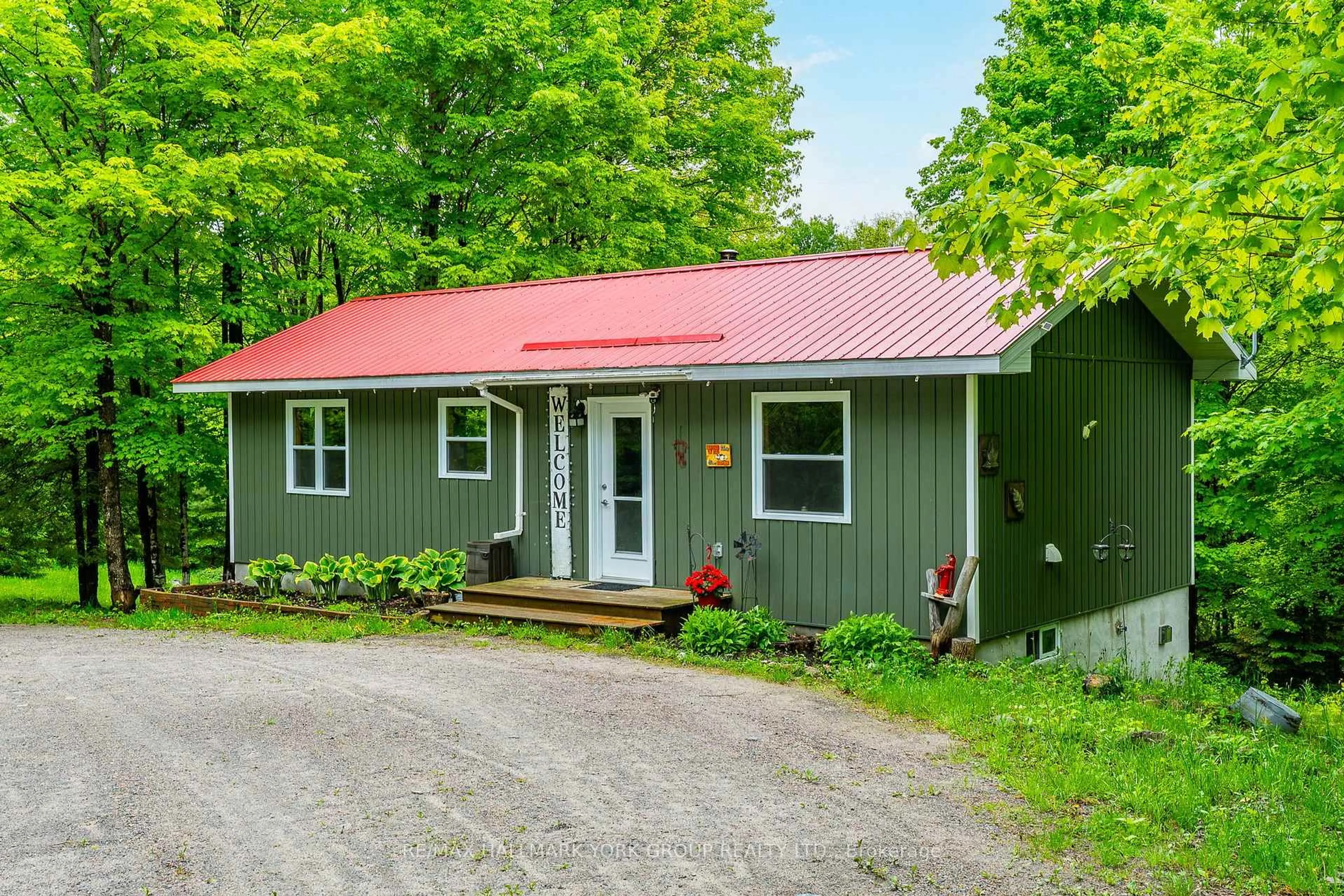 Shed for 1664 Minnicock Lake Rd, Highlands East Ontario K0M 1S0