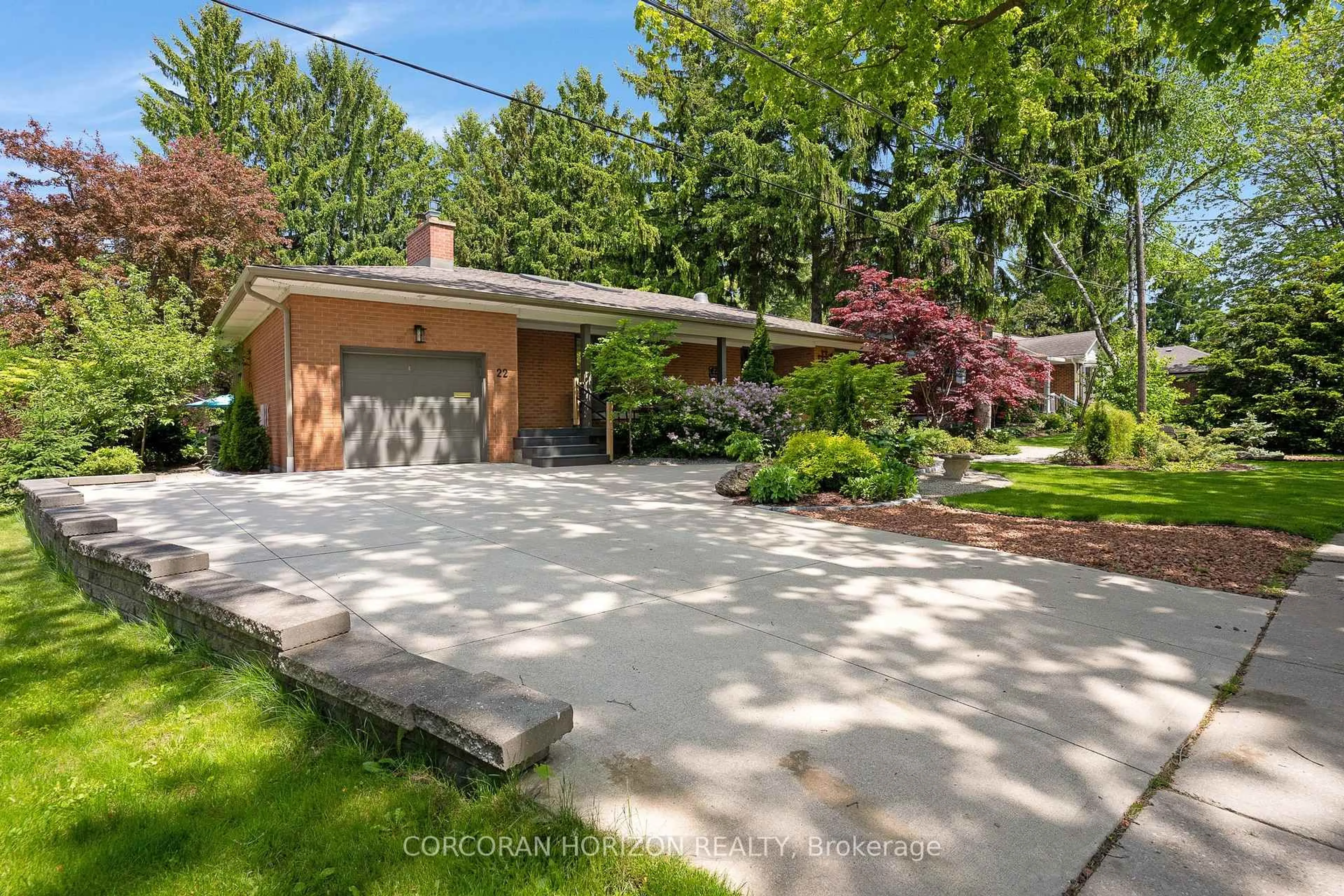 Unknown for 22 Kitchener Ave, Guelph Ontario N1E 1L4