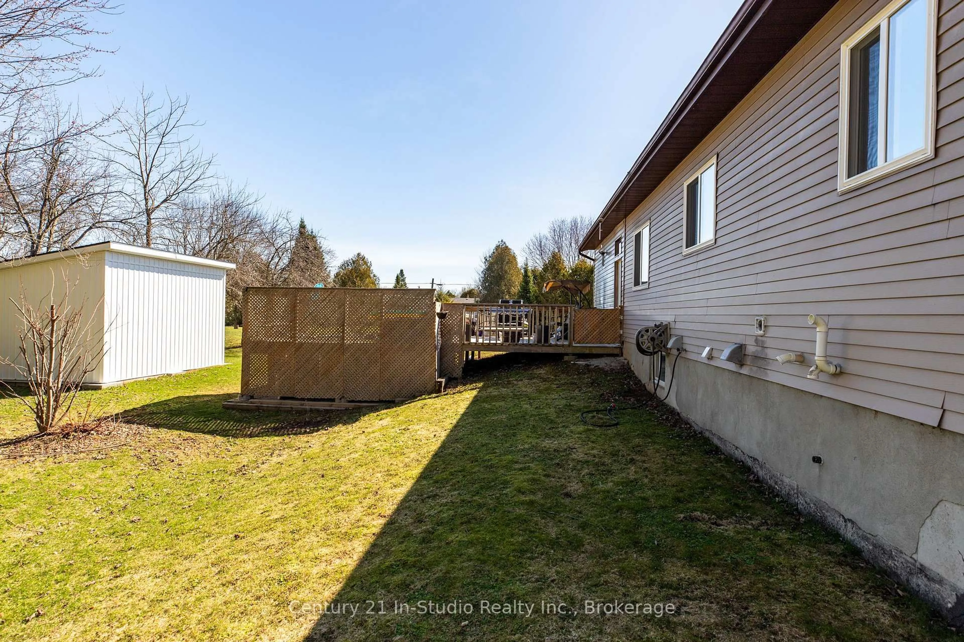 Unknown for 98 William St, South Bruce Peninsula Ontario N0H 2T0