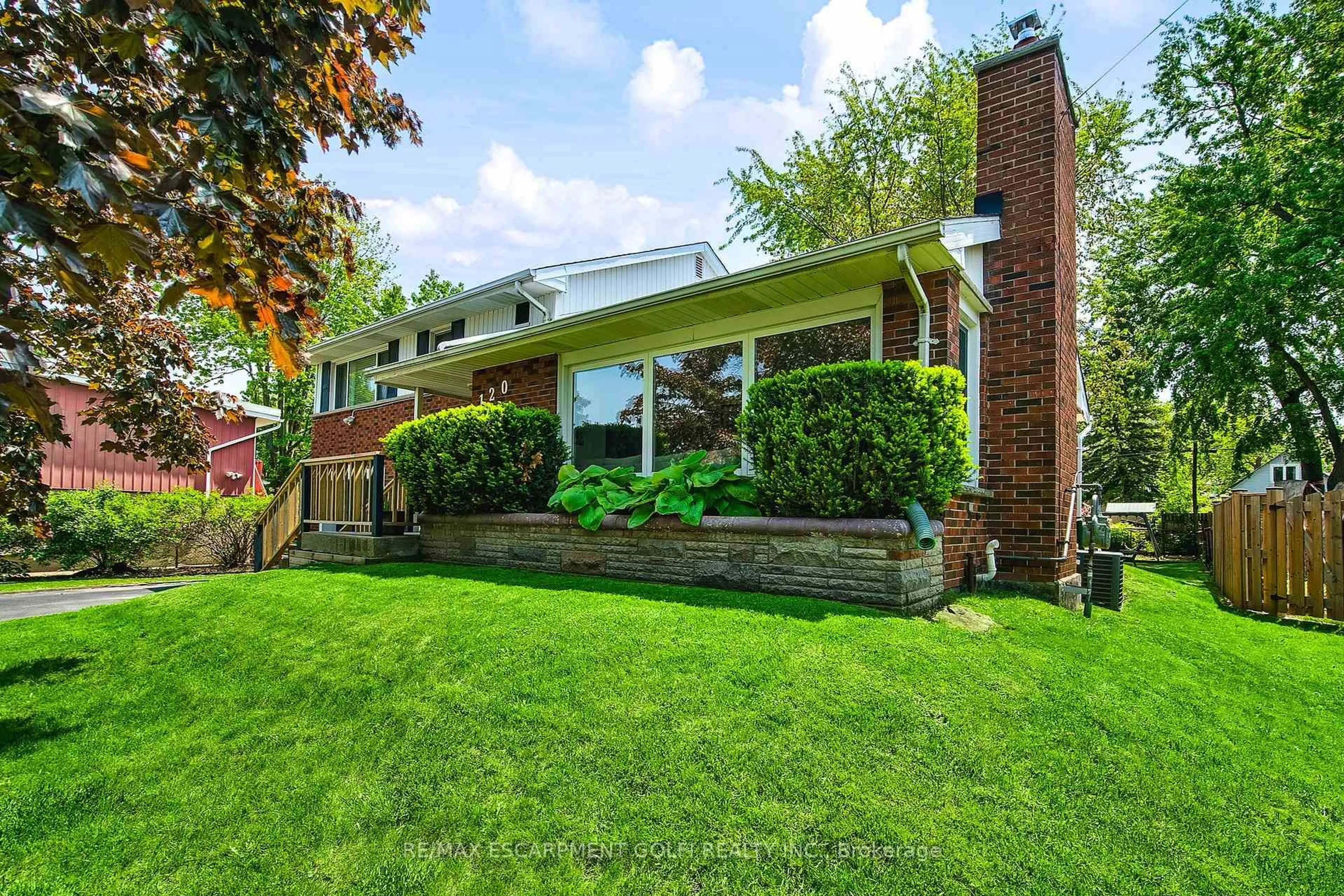 Home with brick exterior material, street for 120 JUNE St, Hamilton Ontario L9A 2R9