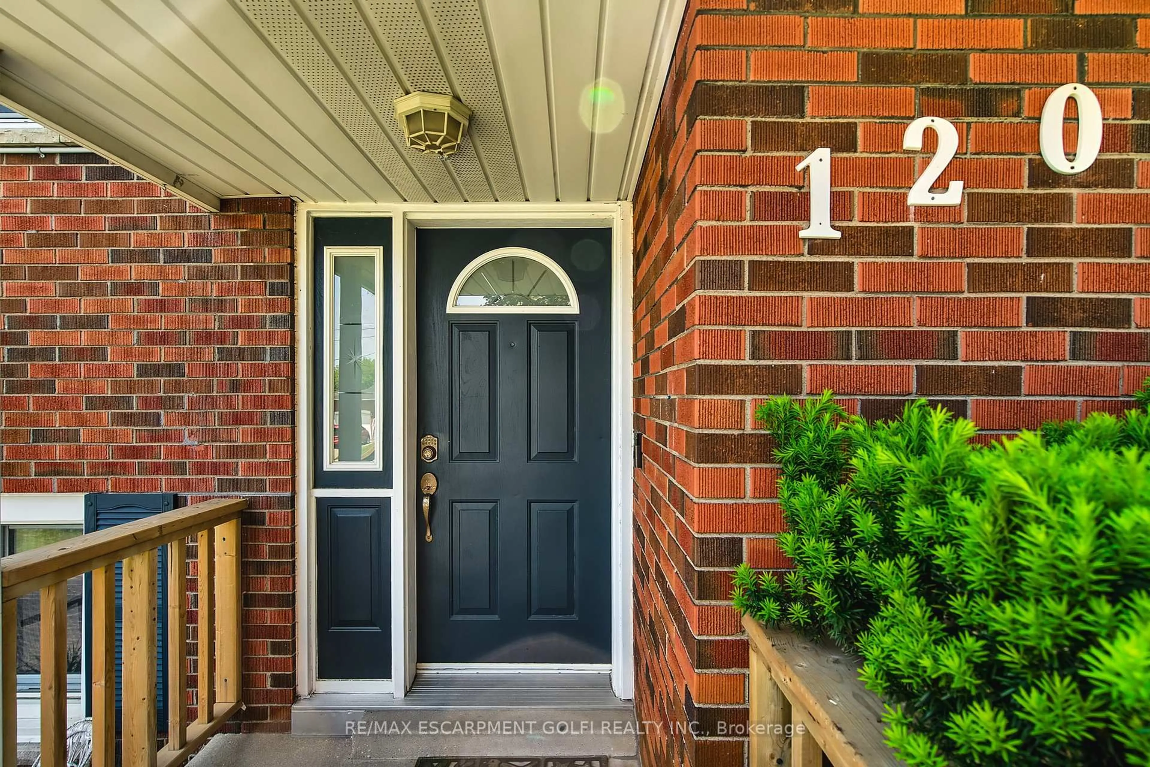 Unknown for 120 JUNE St, Hamilton Ontario L9A 2R9