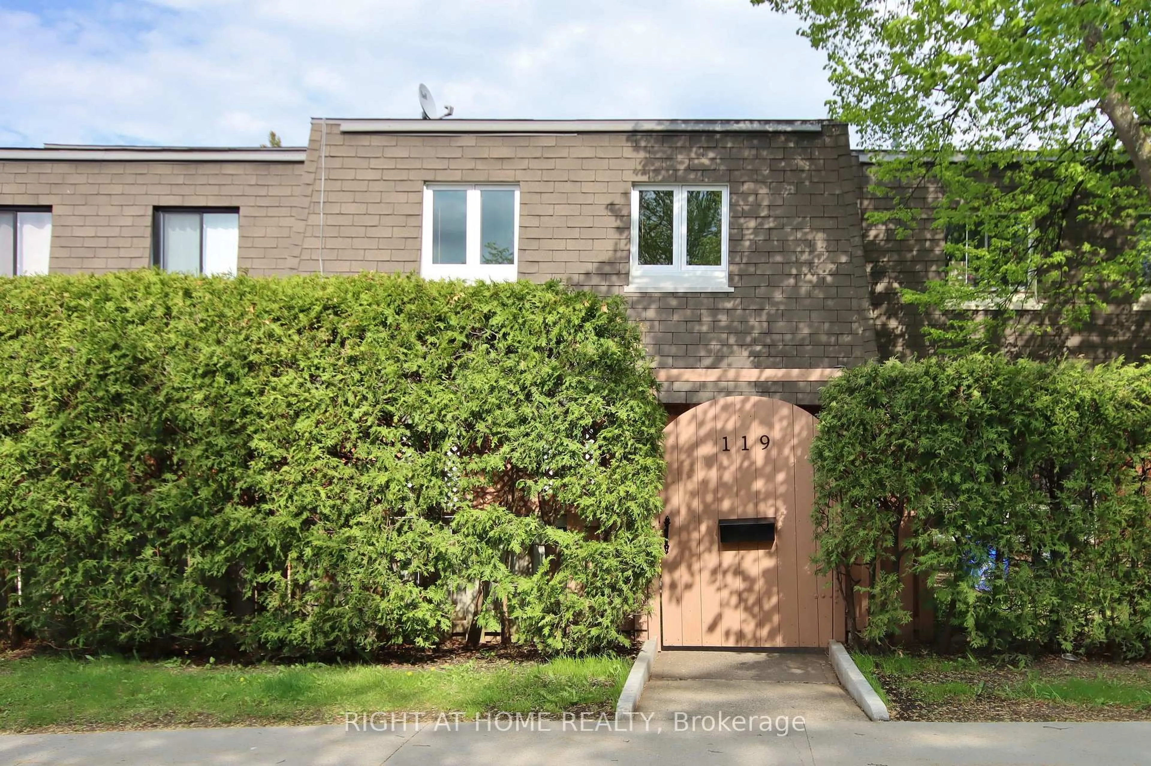 Home with brick exterior material, street for 119 Royalton Private, Ottawa Ontario K1V 9S4