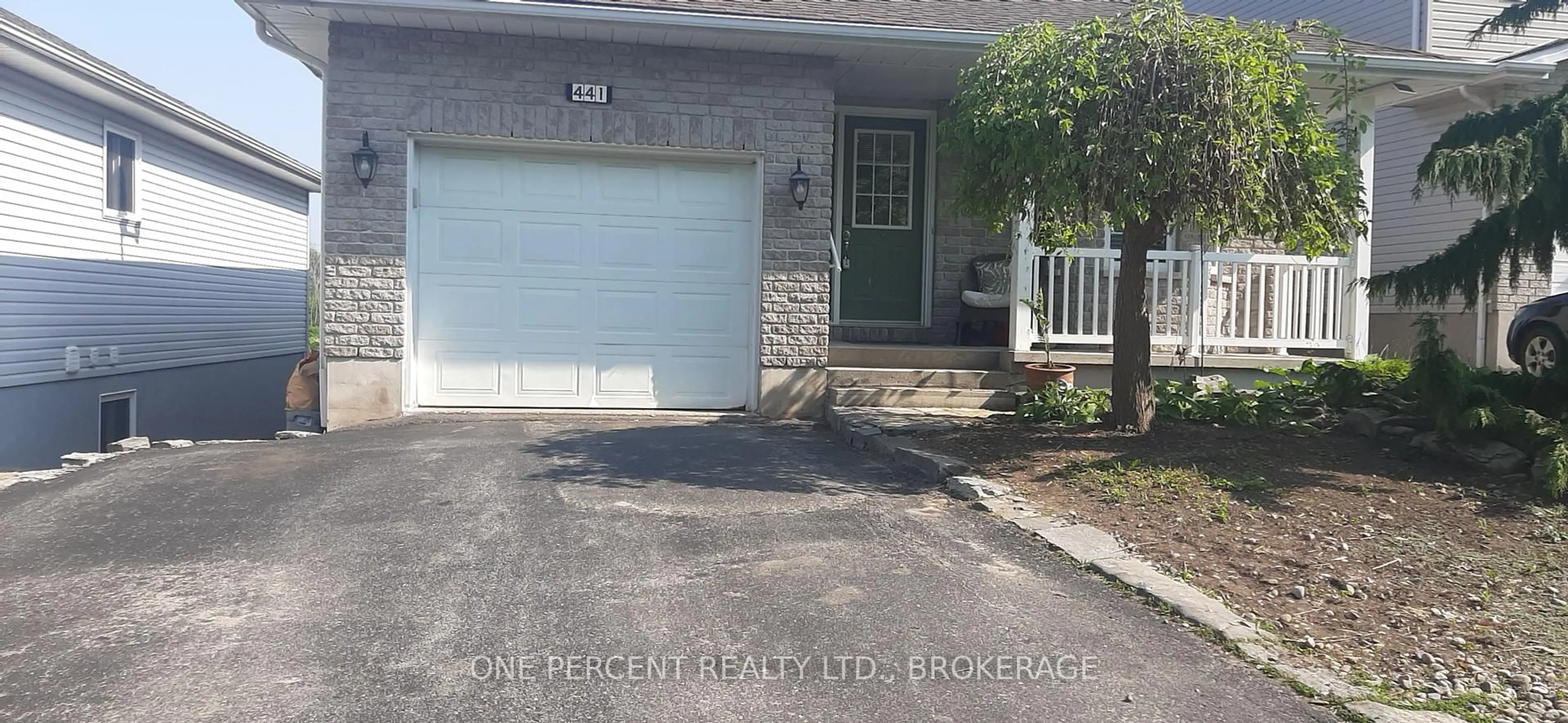Unknown for 441 Dolshire St, Kingston Ontario K7M 9B5