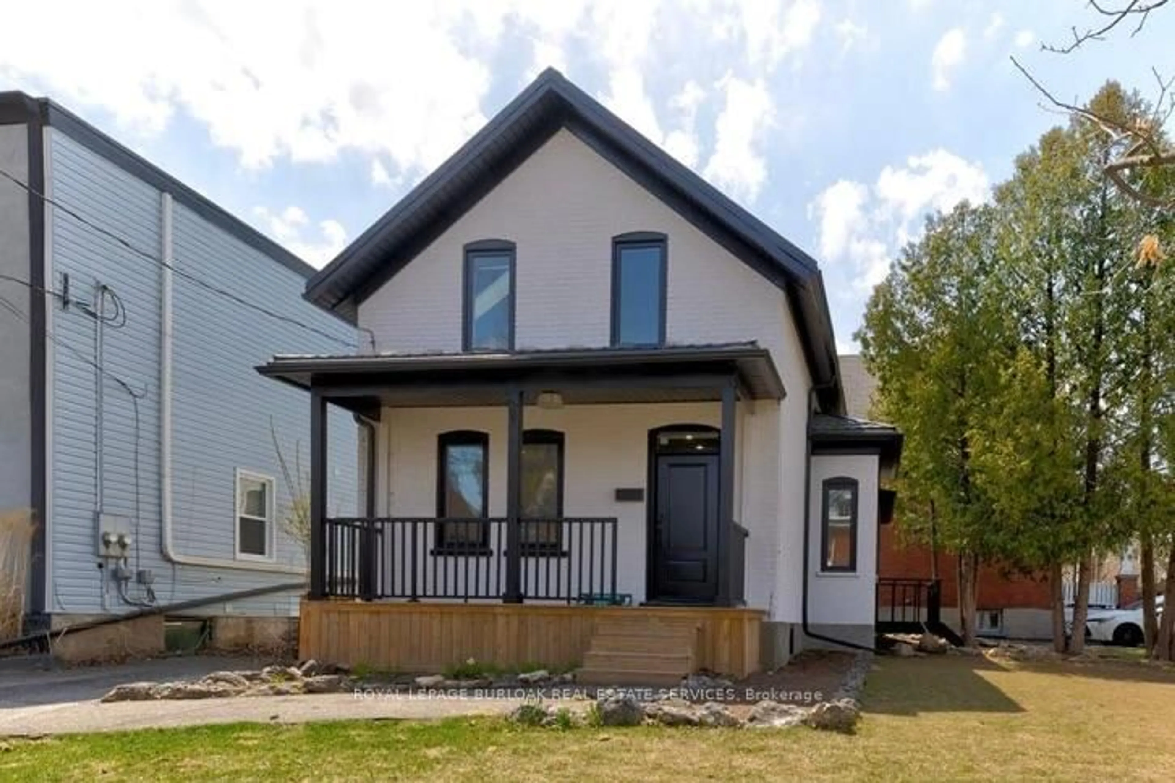 Unknown for 81 Samuel St, Kitchener Ontario N2H 1P5