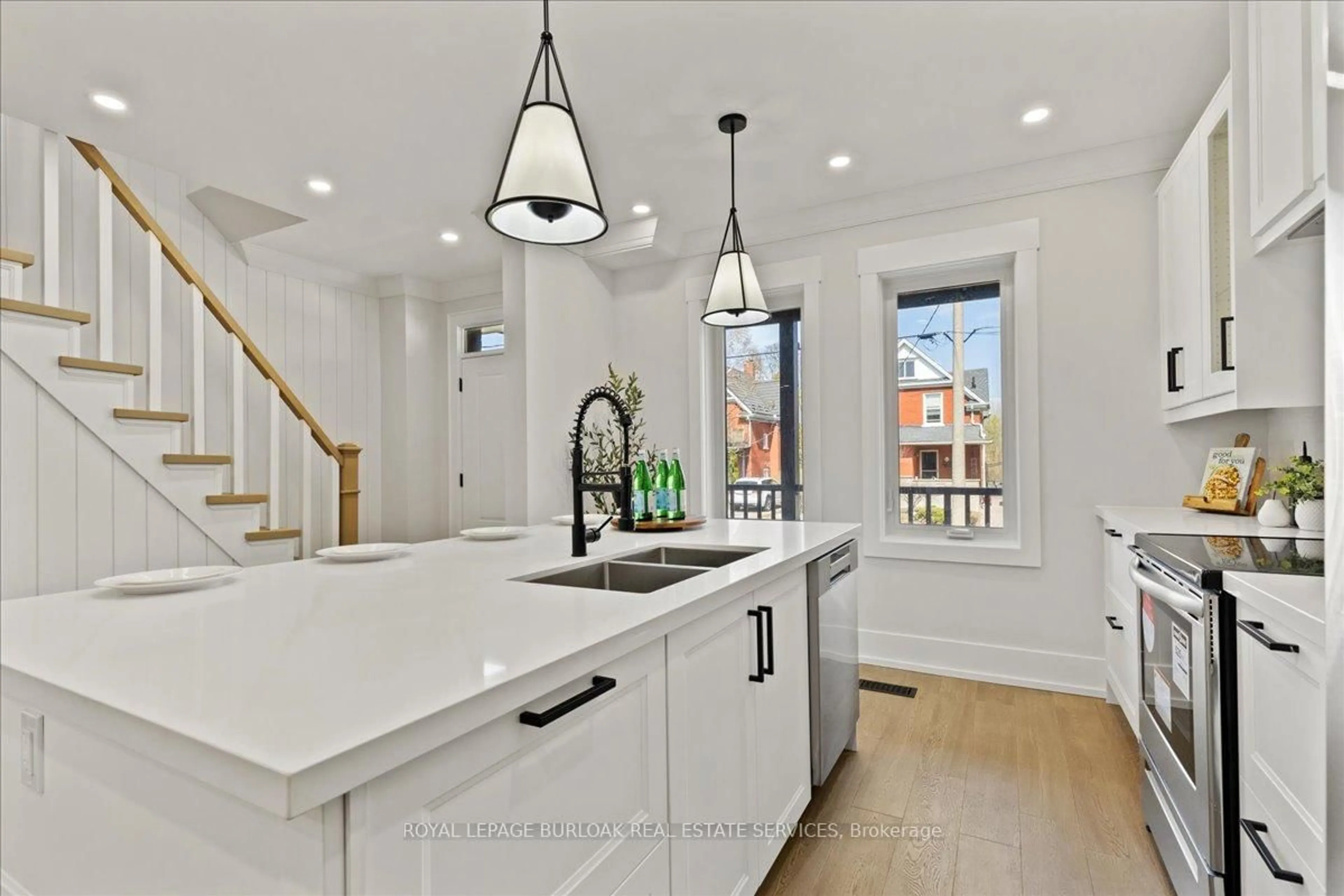 Open concept kitchen, ceramic/tile floor for 81 Samuel St, Kitchener Ontario N2H 1P5
