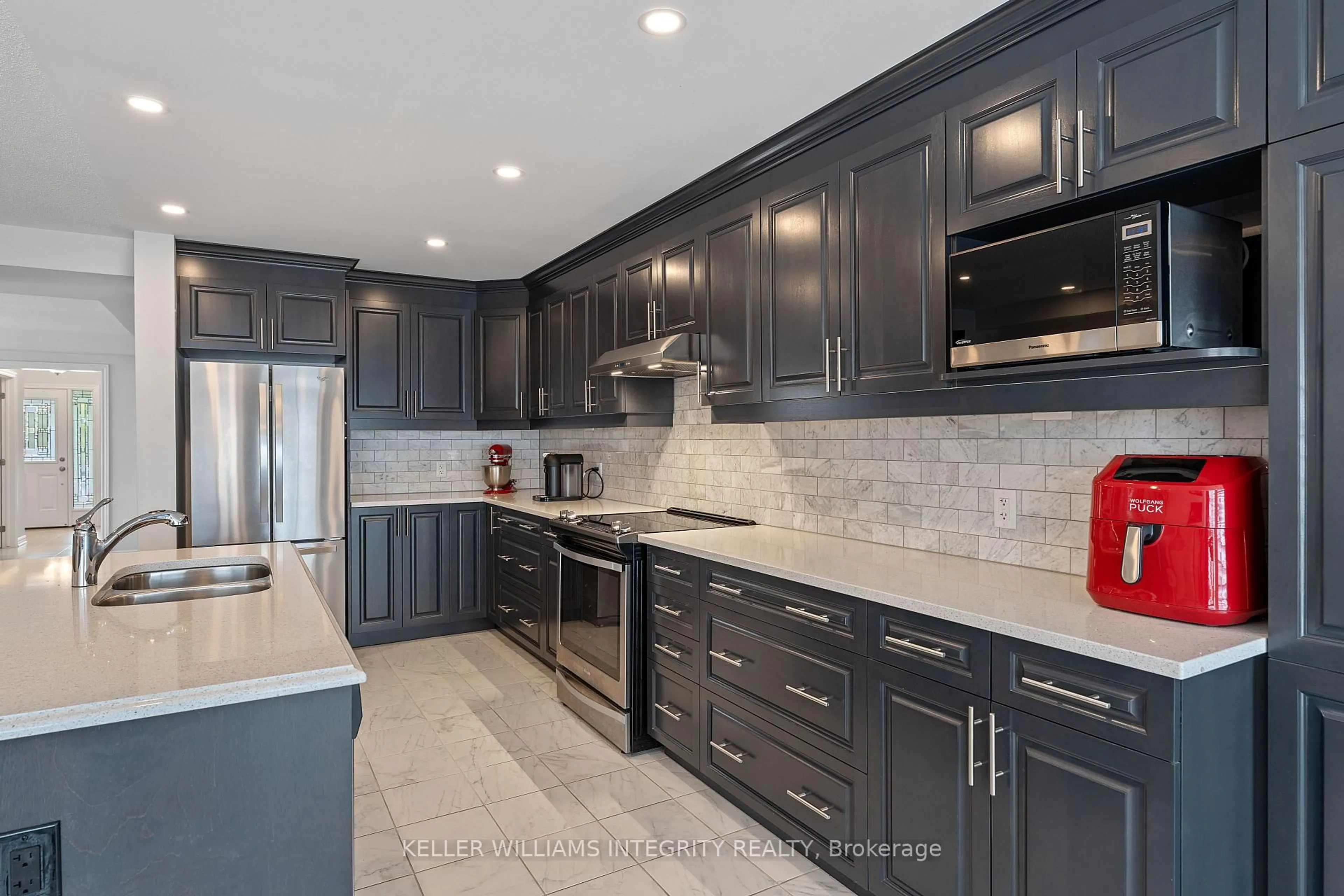 Contemporary kitchen, ceramic/tile floor for 322 Lipizzaner St, Stittsville Ontario K2S 0X9