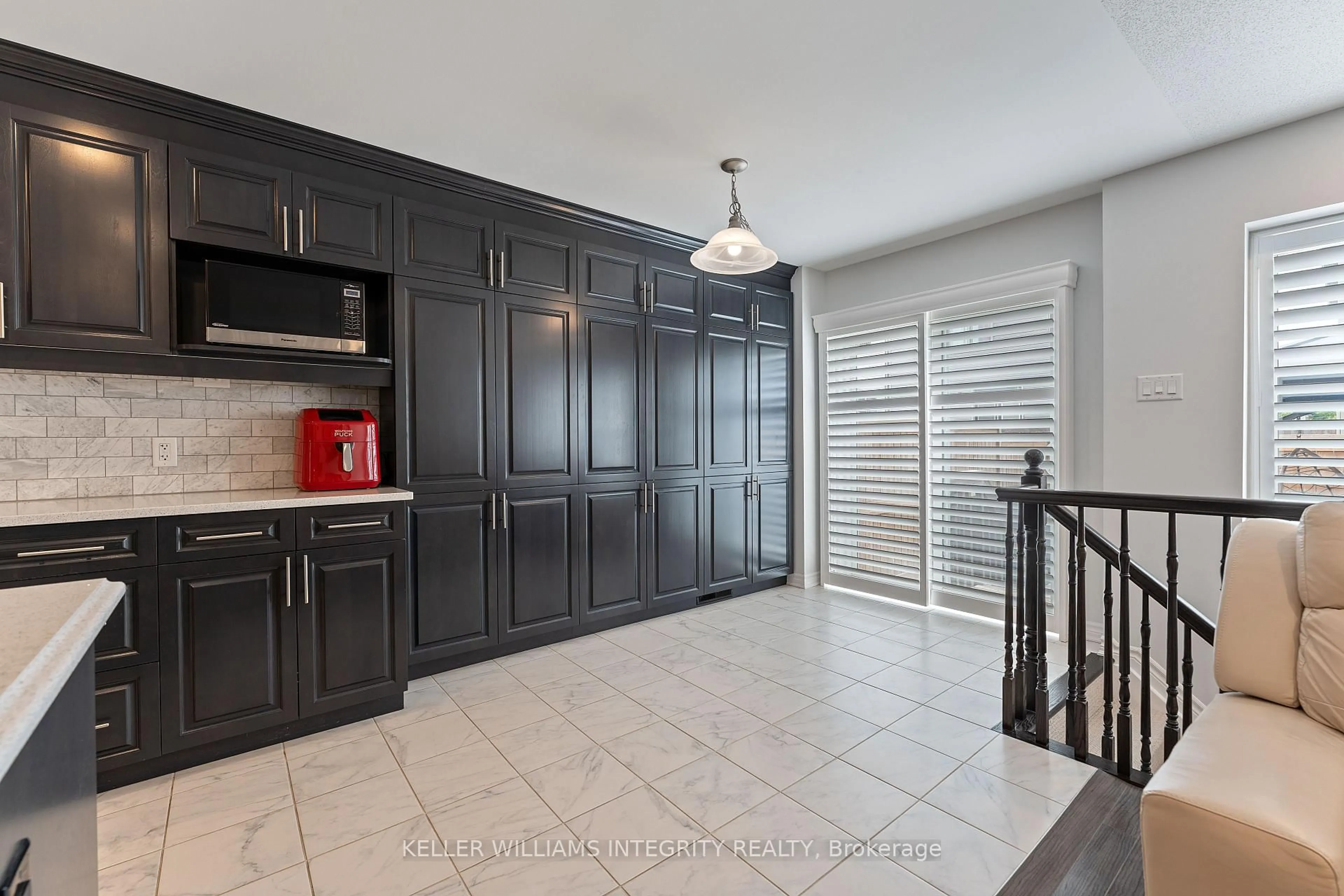 Unknown for 322 Lipizzaner St, Stittsville Ontario K2S 0X9