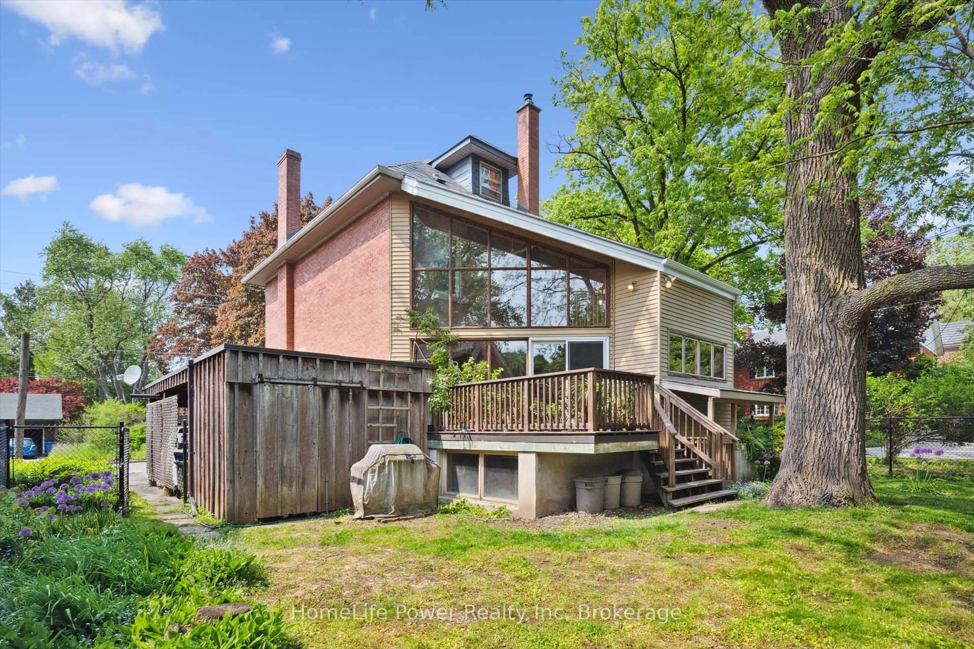 Patio, unknown for 44 Dean Ave, Guelph Ontario N1G 1K9