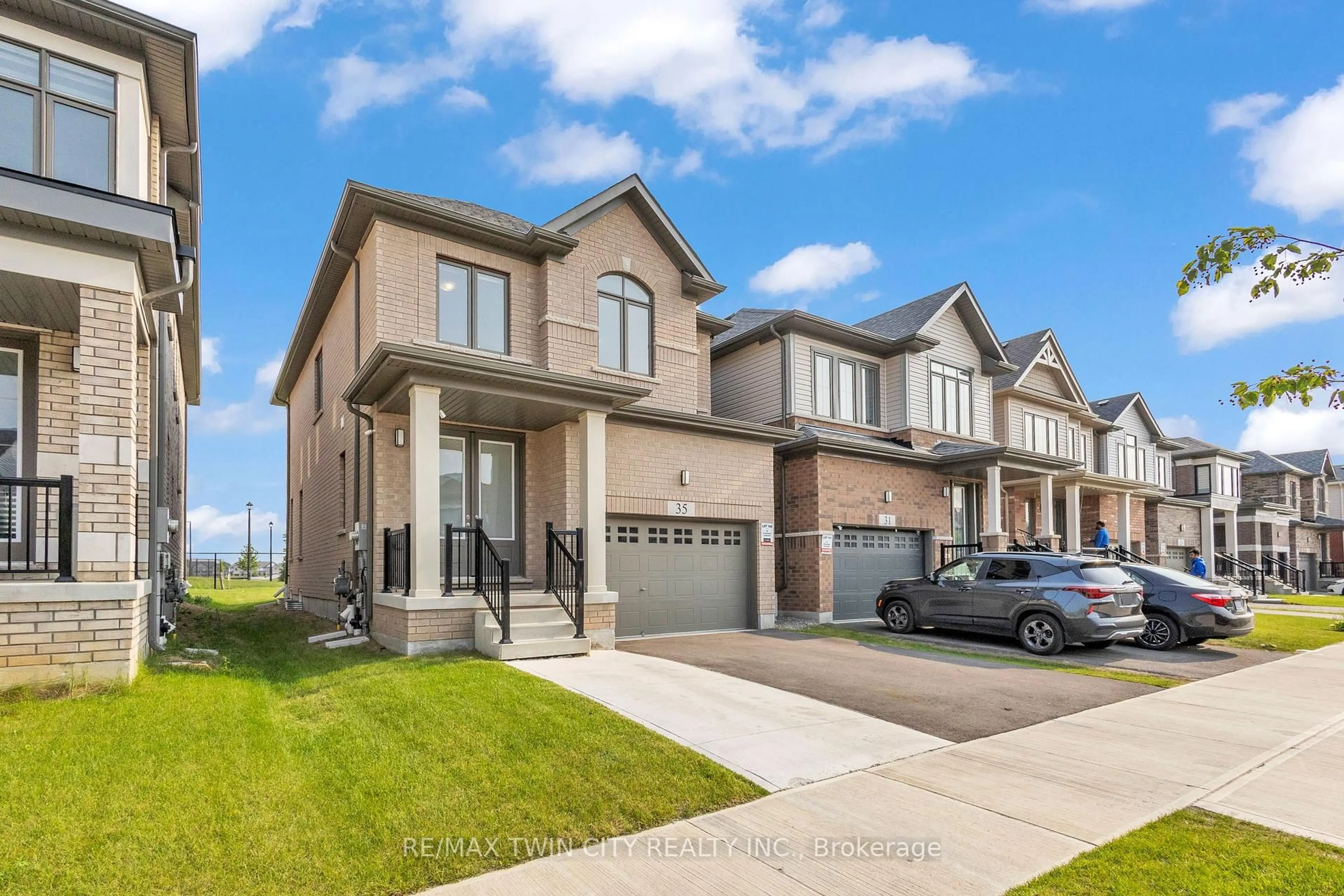 Home with brick exterior material, street for 35 Crossmore Cres, Cambridge Ontario N1S 0C7