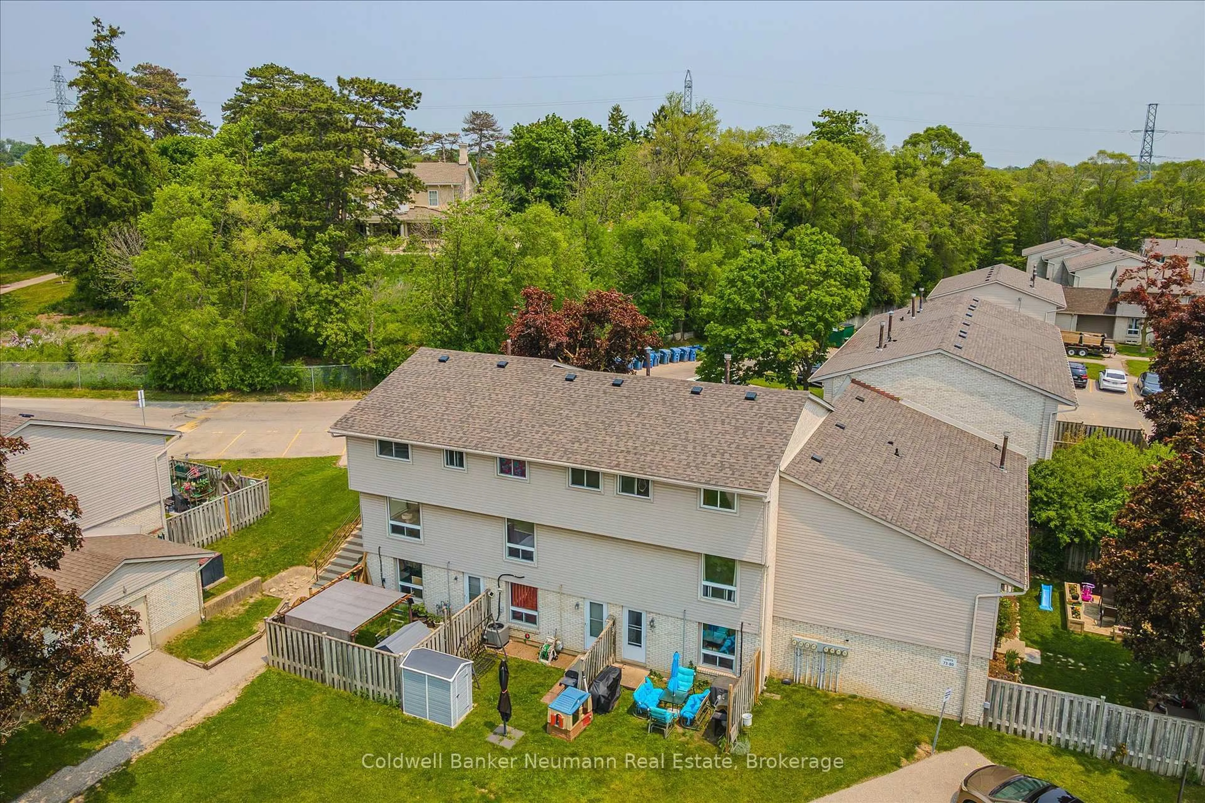 A pic from outside/outdoor area/front of a property/back of a property/a pic from drone, unknown for 700 Paisley Rd #78, Guelph Ontario N1K 1A3